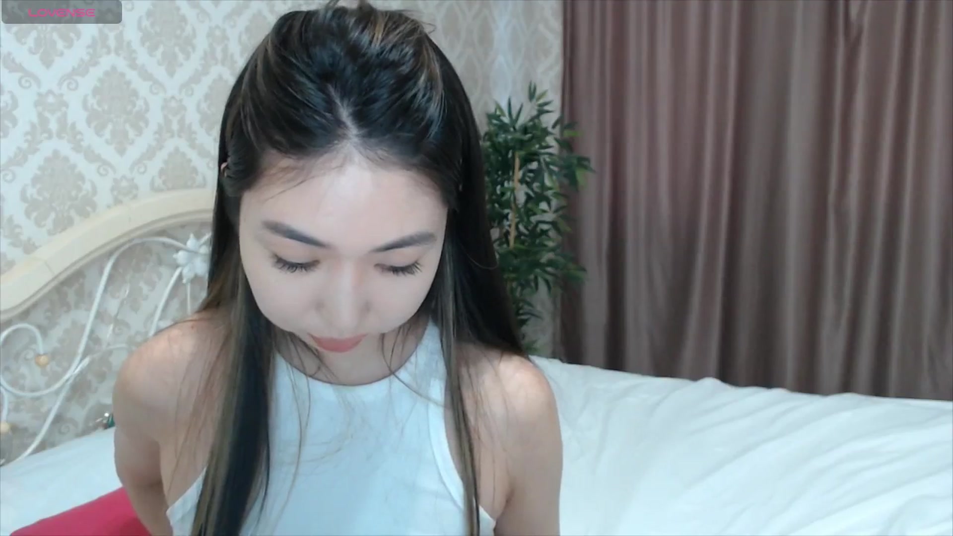 Gallery image thumbnail from blackfoxi's myfreecams stream on, 05/22/2024, 12:07 image 16 of 20