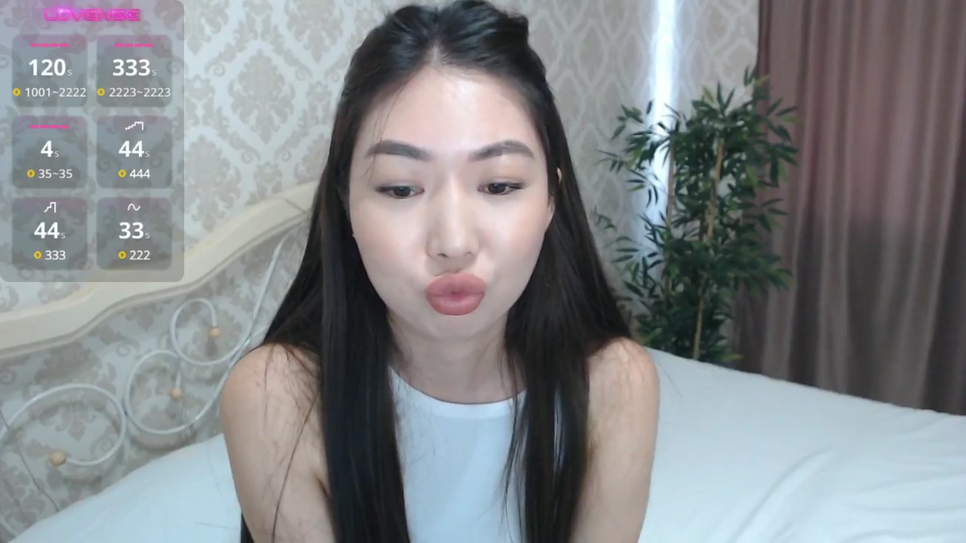 Gallery image thumbnail from blackfoxi's myfreecams stream on, 09/15/2024, 12:03 image 9 of 20