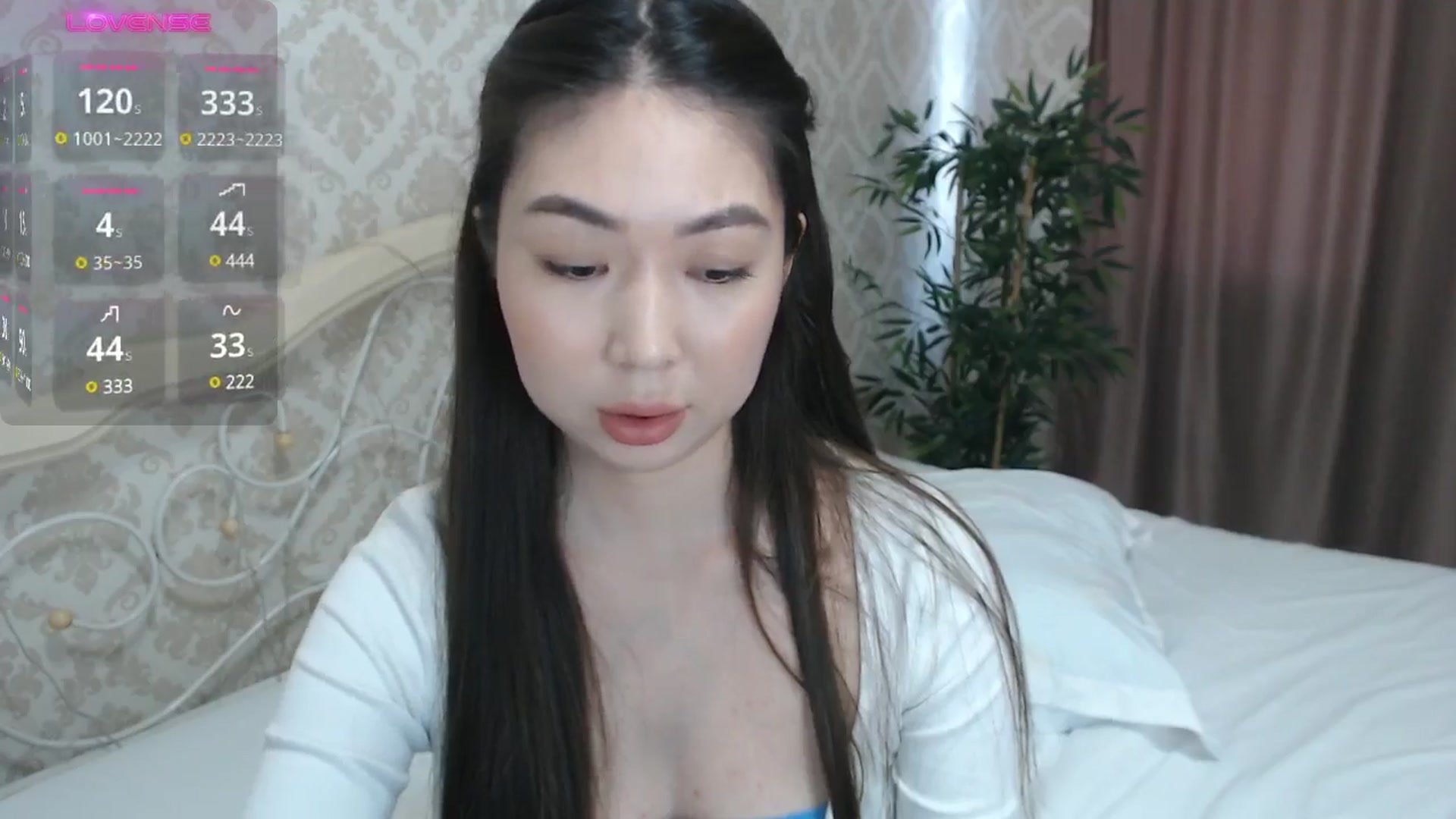 Gallery image thumbnail from blackfoxi's myfreecams stream on, 09/18/2024, 12:37 image 7 of 20
