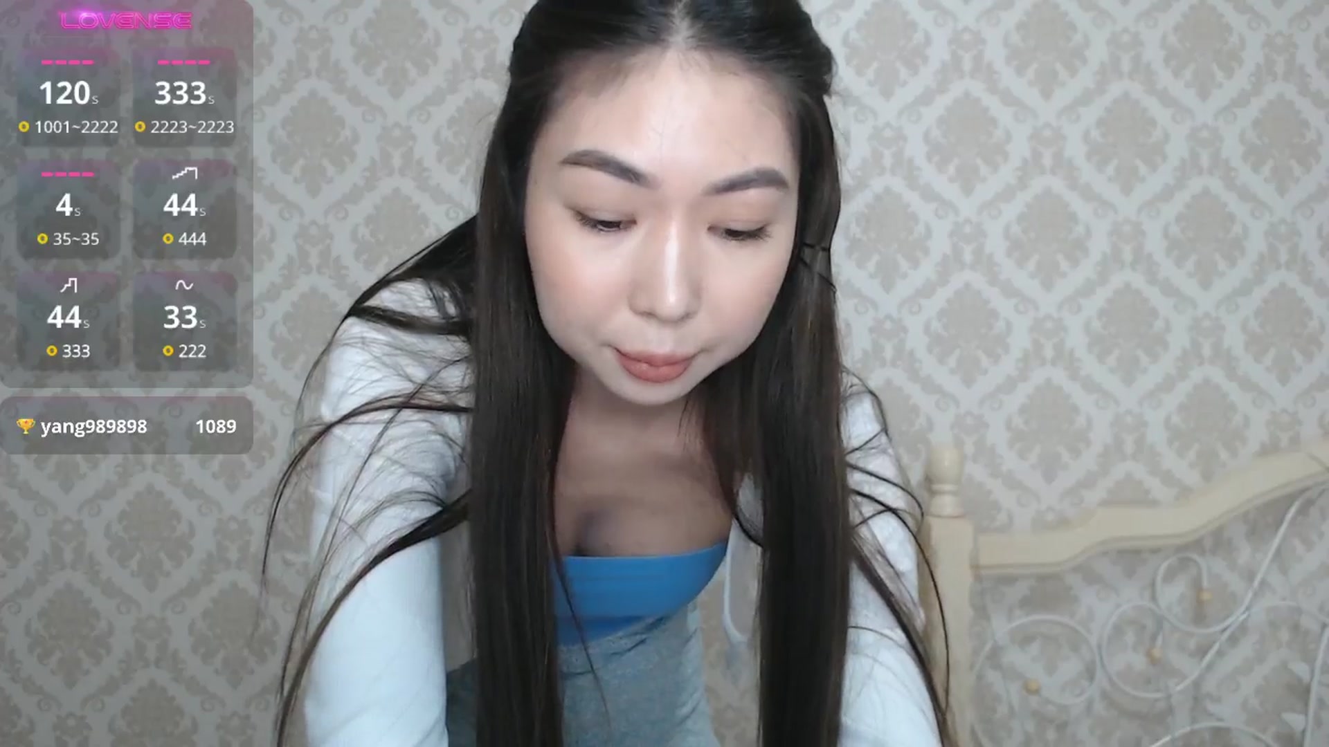 Gallery image thumbnail from blackfoxi's myfreecams stream on, 09/18/2024, 12:37 image 11 of 20