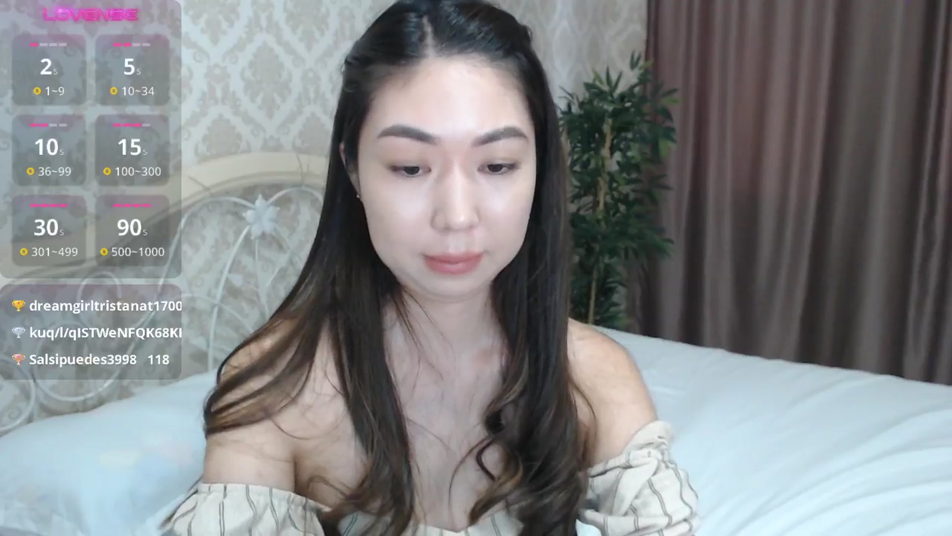Gallery image thumbnail from blackfoxi's myfreecams stream on, 09/22/2024, 12:26 image 18 of 20