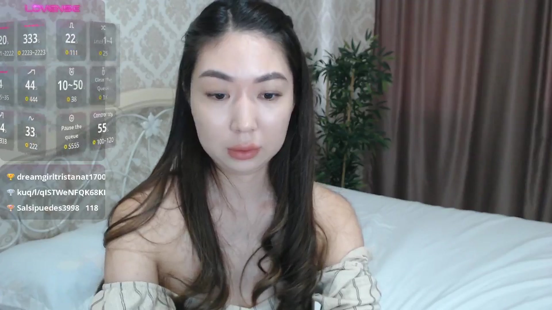 Gallery image thumbnail from blackfoxi's myfreecams stream on, 09/22/2024, 12:26 image 16 of 20