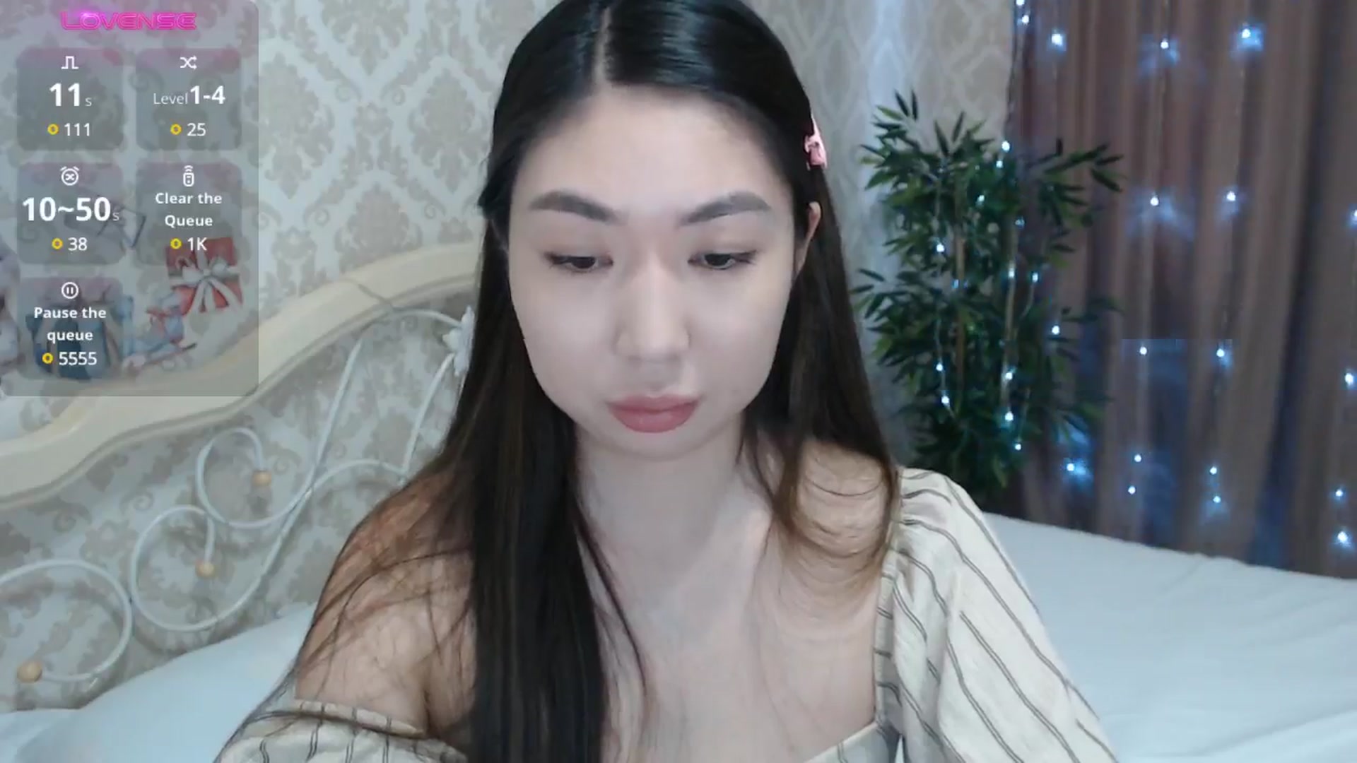 Gallery image thumbnail from blackfoxi's myfreecams stream on, 12/21/2024, 11:11 image 3 of 20