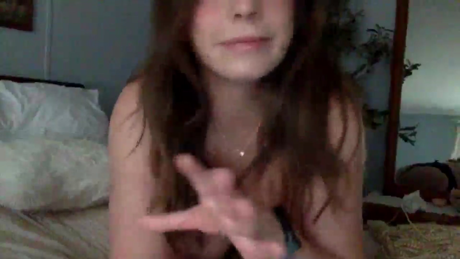 Gallery image thumbnail from blairebbyxo's myfreecams stream on, 01/02/2025, 17:24 image 15 of 20