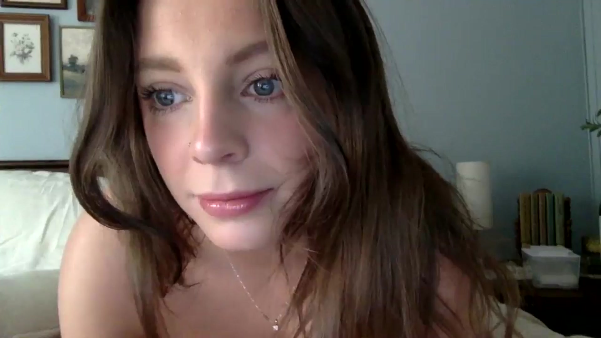 Gallery image thumbnail from blairebbyxo's myfreecams stream on, 01/02/2025, 17:24 image 4 of 20
