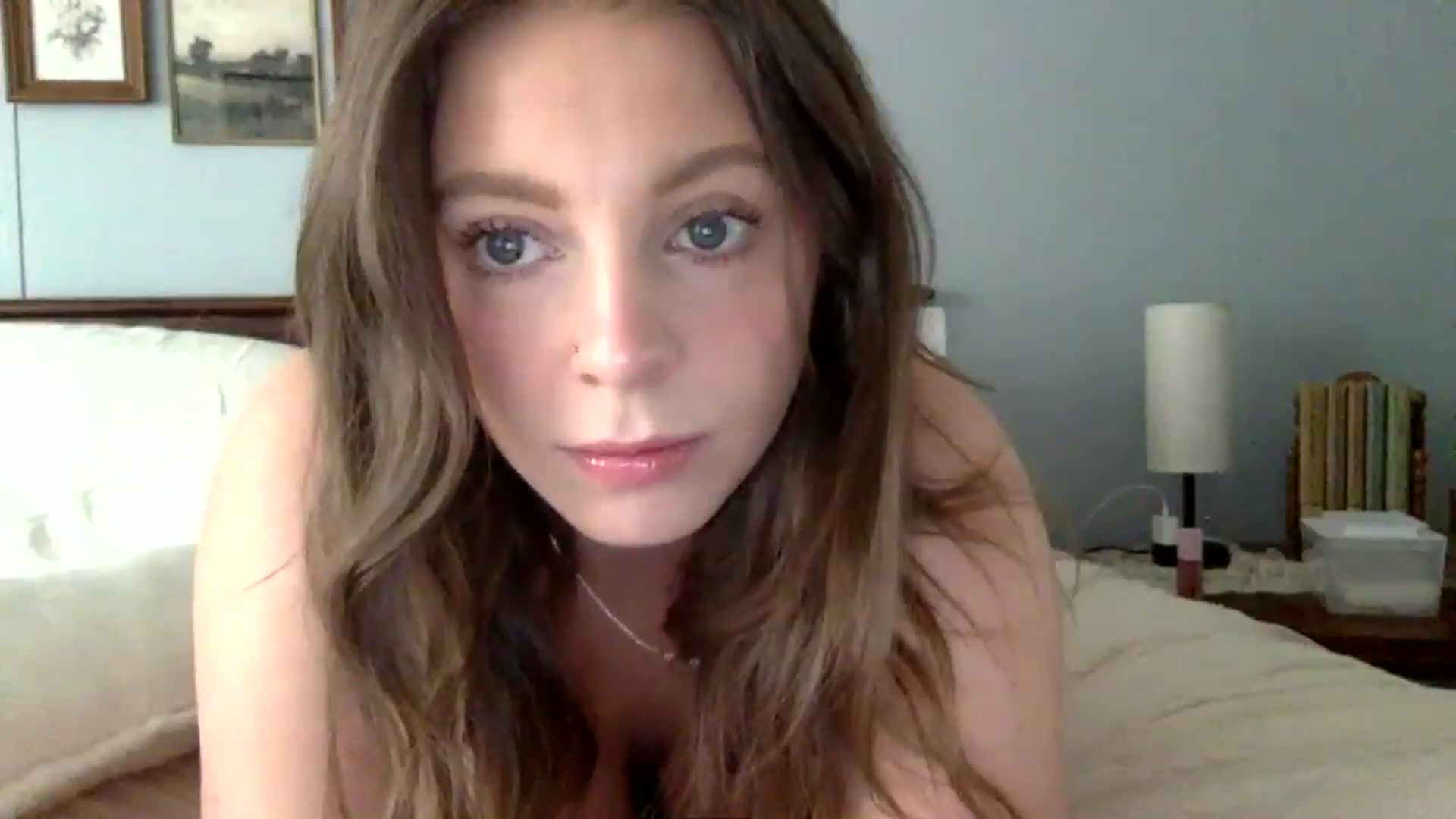Gallery image thumbnail from blairebbyxo's myfreecams stream on, 01/02/2025, 17:24 image 7 of 20
