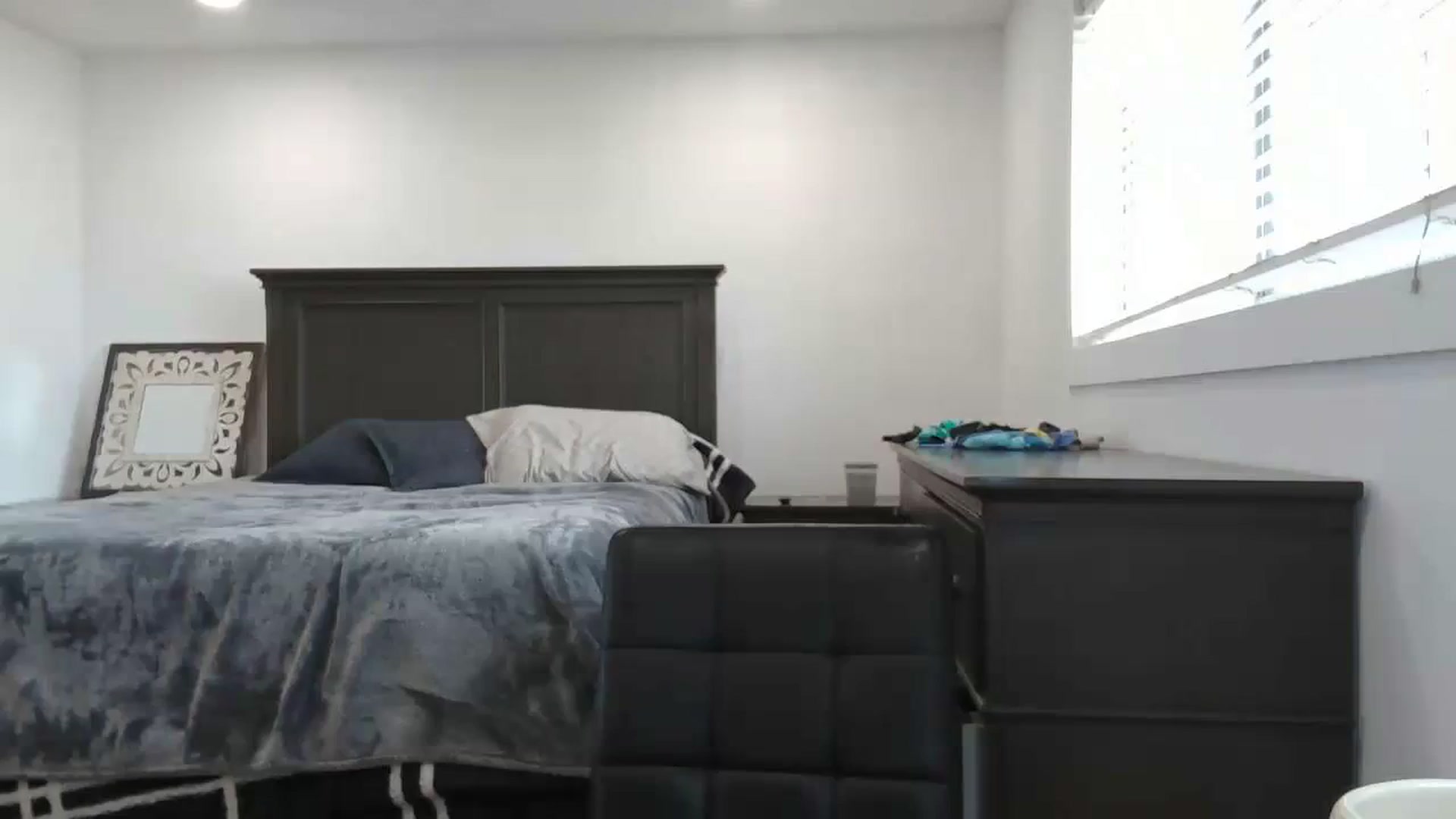 Gallery image thumbnail from blond_milf's myfreecams stream on, 03/06/2024, 20:09 image 12 of 20