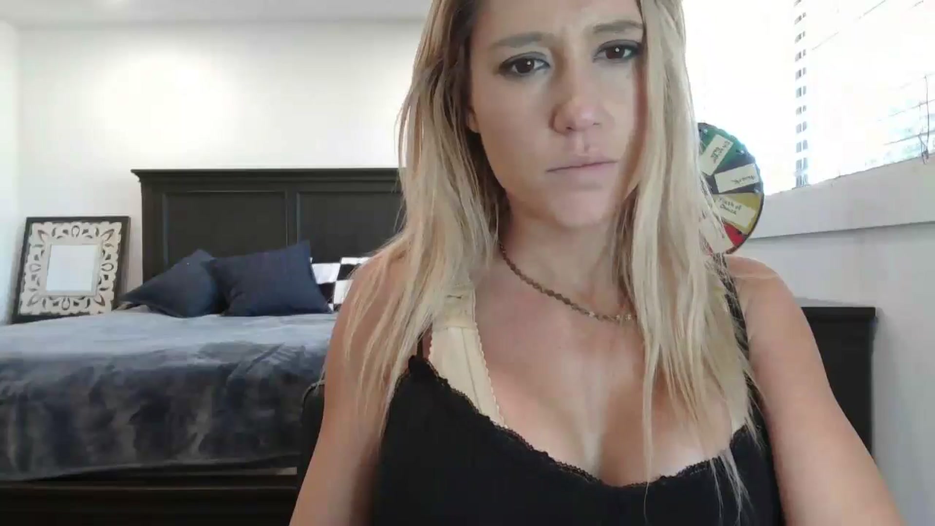 Gallery image thumbnail from blond_milf's myfreecams stream on, 04/16/2024, 20:09 image 19 of 20