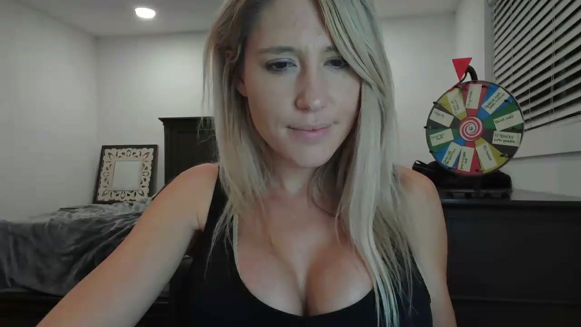 Gallery image thumbnail from blond_milf's myfreecams stream on, 04/19/2024, 07:06 image 12 of 20