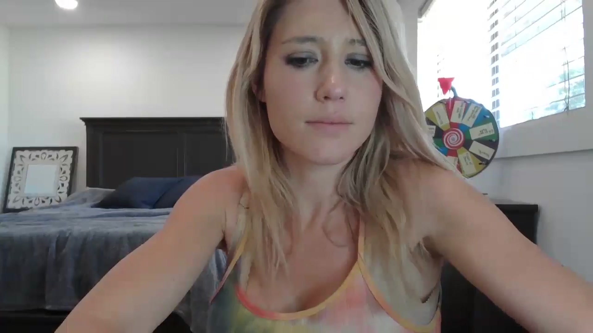 Gallery image thumbnail from blond_milf's myfreecams stream on, 04/25/2024, 21:28 image 2 of 20