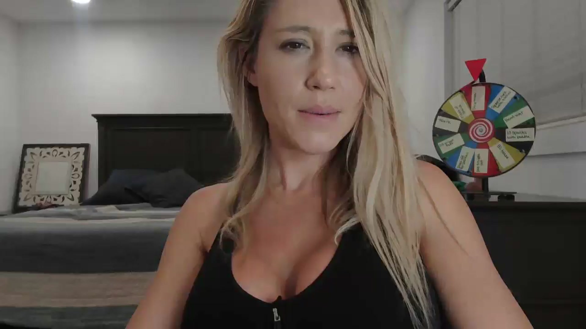 Gallery image thumbnail from blond_milf's myfreecams stream on, 05/15/2024, 05:45 image 19 of 20