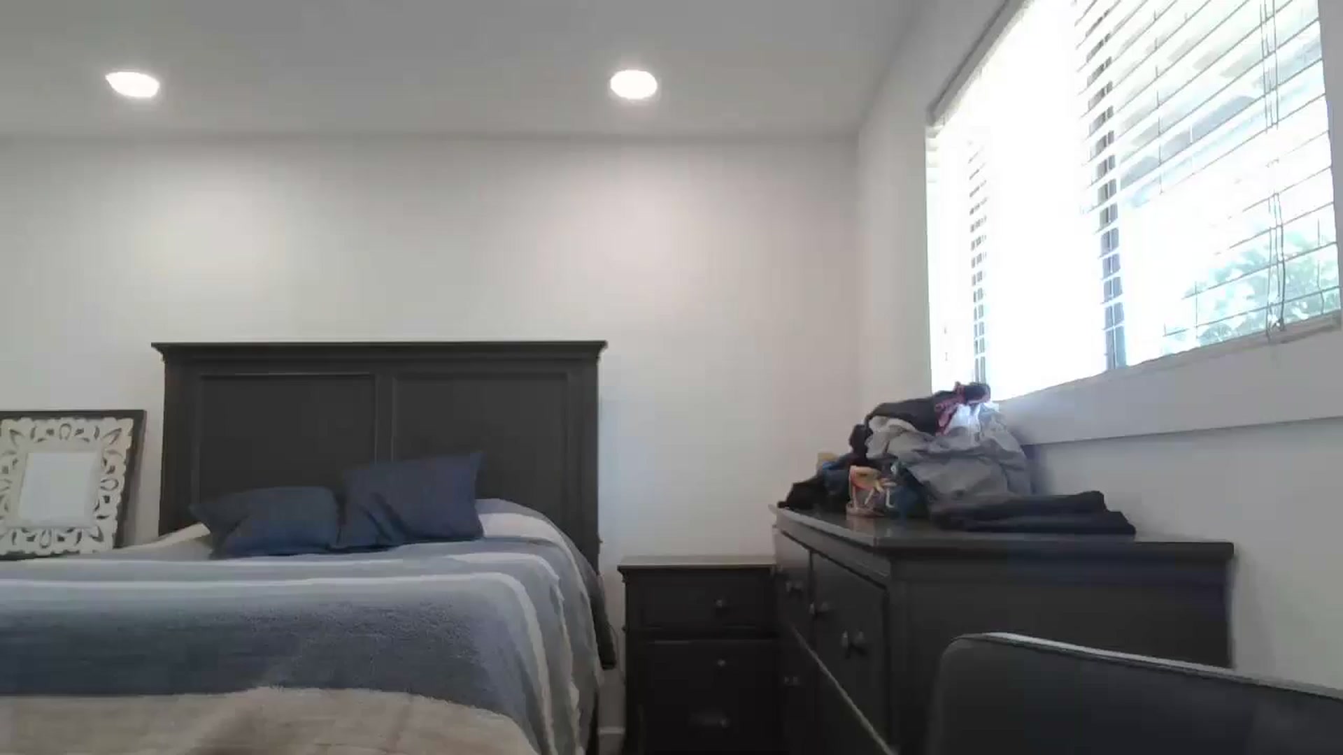 Gallery image thumbnail from blond_milf's myfreecams stream on, 05/16/2024, 20:42 image 1 of 20