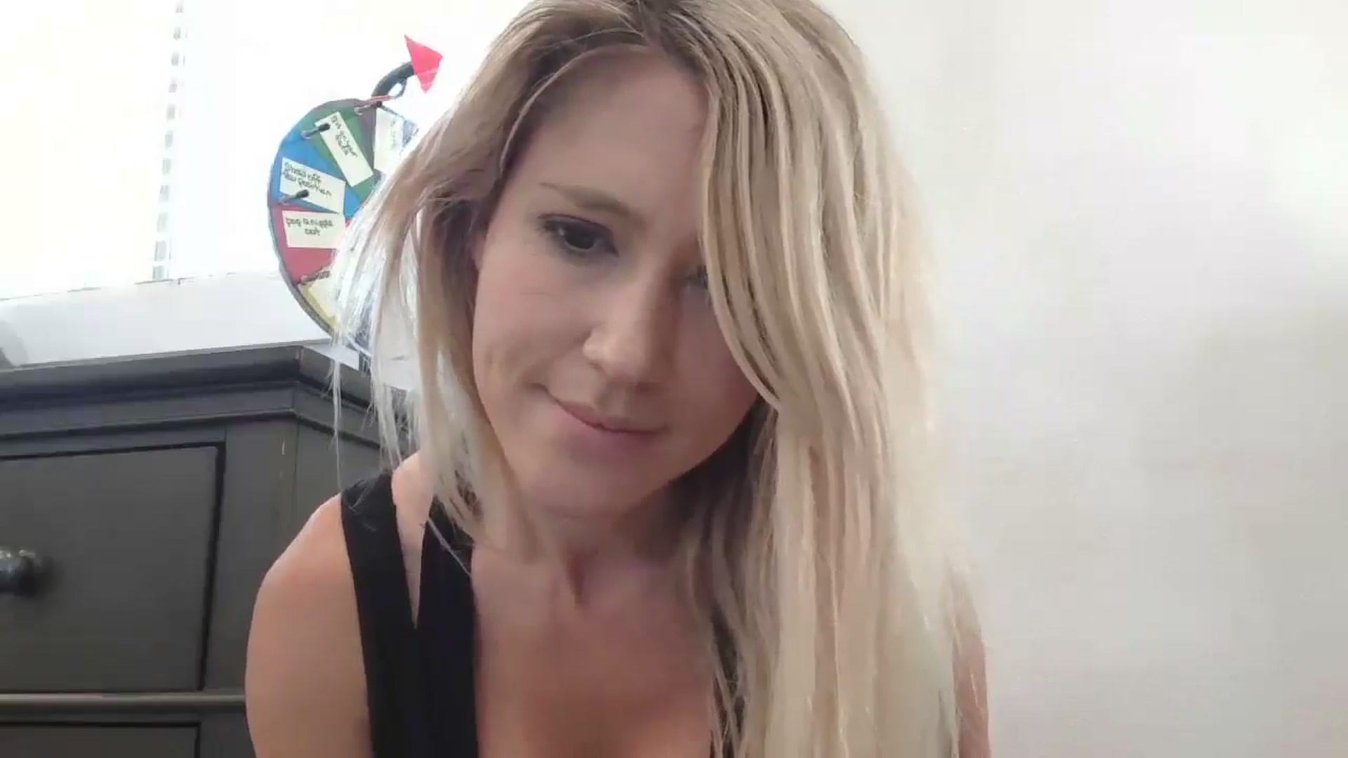 Gallery image thumbnail from blond_milf's myfreecams stream on, 05/16/2024, 20:42 image 13 of 20