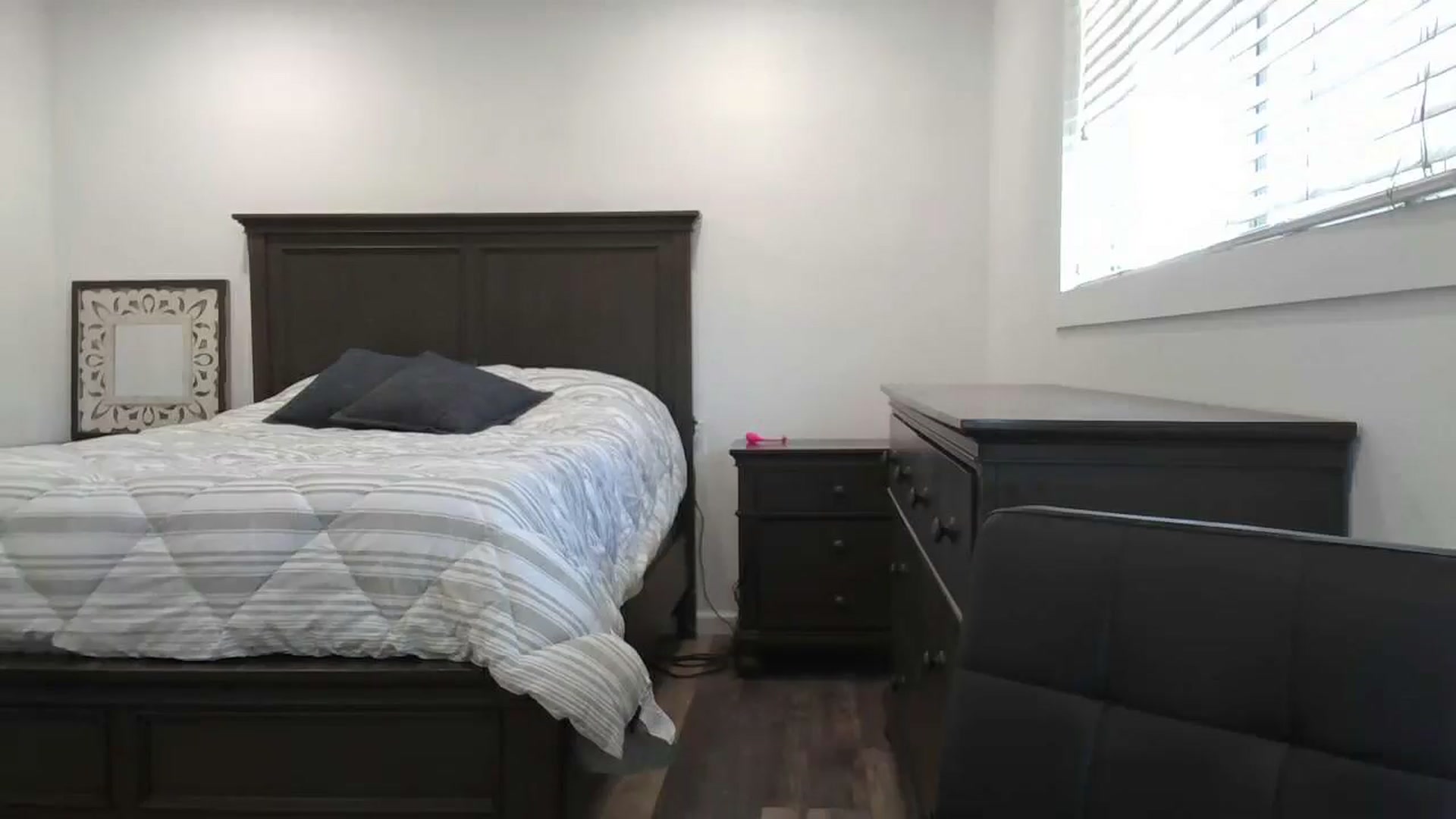 Gallery image thumbnail from blond_milf's myfreecams stream on, 07/08/2024, 19:58 image 19 of 20