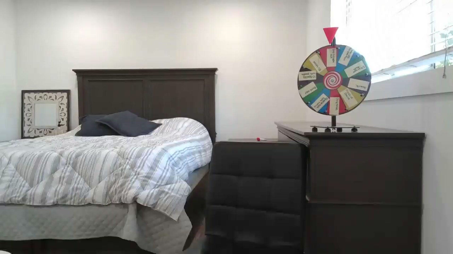 Gallery image thumbnail from blond_milf's myfreecams stream on, 07/11/2024, 22:47 image 12 of 20