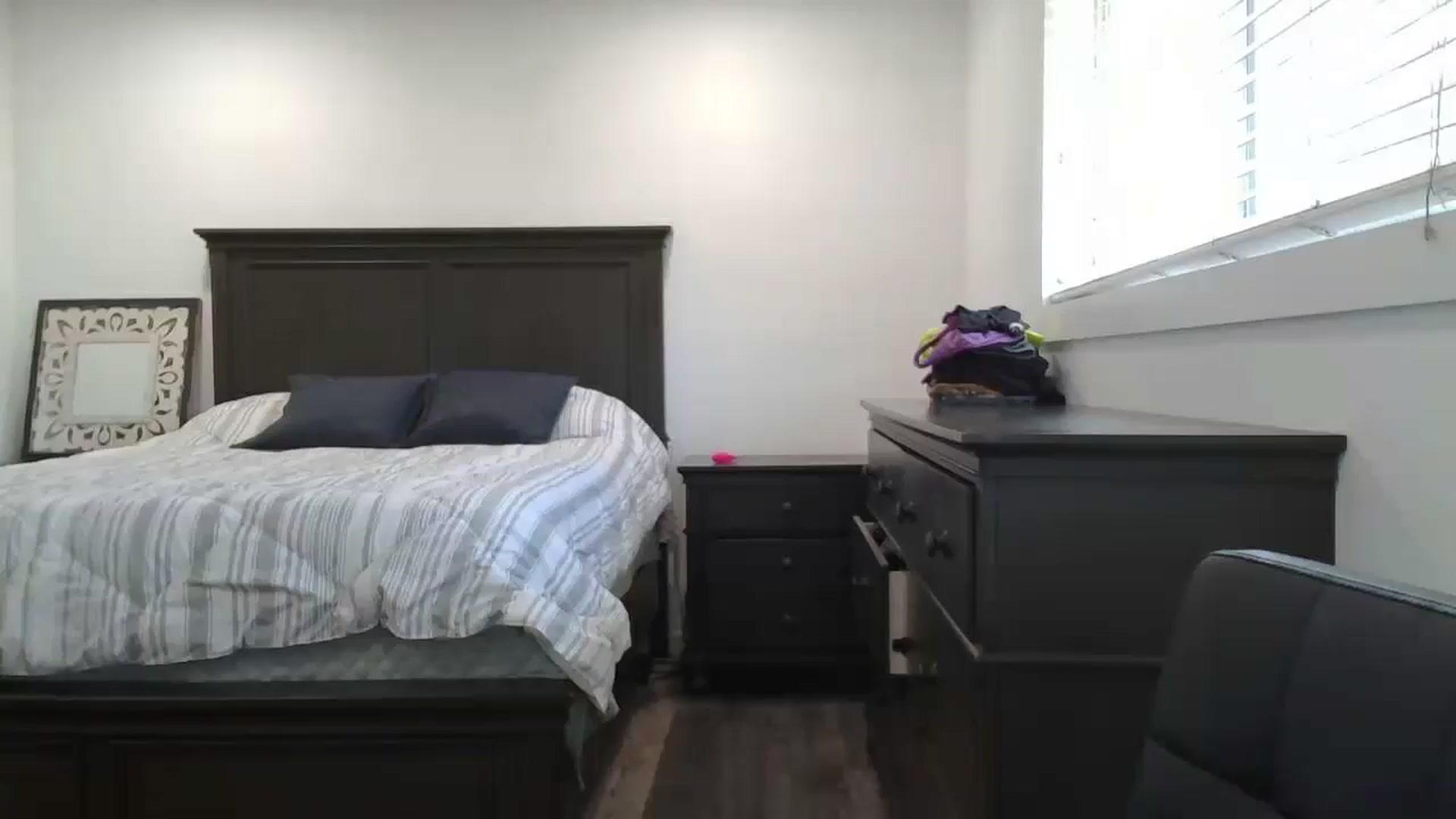 Gallery image thumbnail from blond_milf's myfreecams stream on, 08/14/2024, 22:41 image 1 of 20