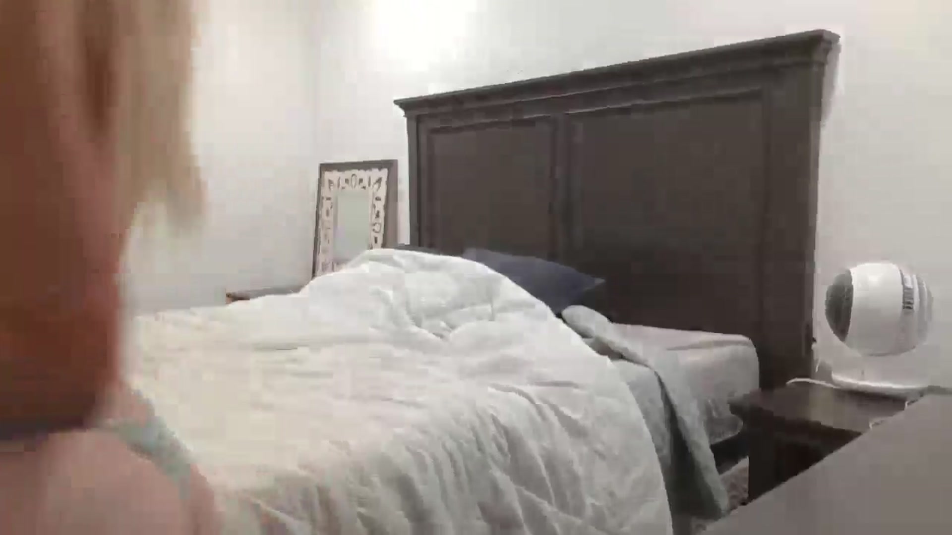 Gallery image thumbnail from blond_milf's myfreecams stream on, 09/12/2024, 07:33 image 12 of 20