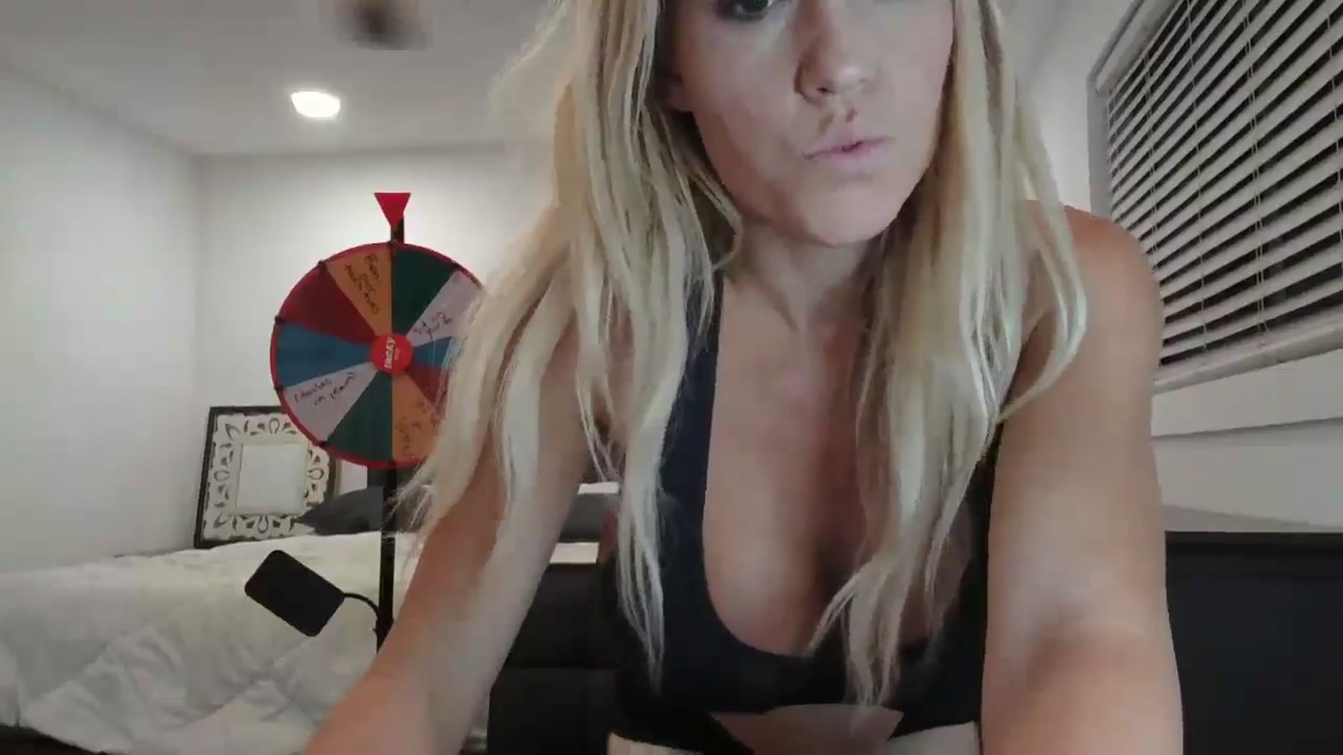 Gallery image thumbnail from blond_milf's myfreecams stream on, 09/15/2024, 05:52 image 18 of 20