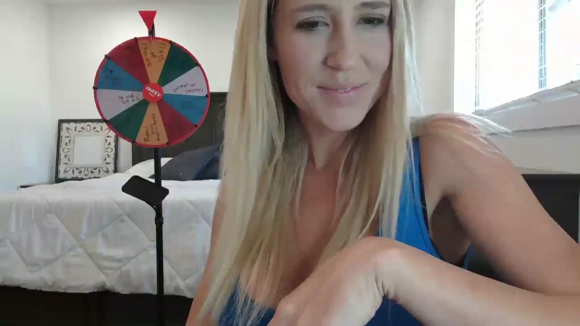 Gallery image thumbnail from blond_milf's myfreecams stream on, 09/17/2024, 21:15 image 17 of 20