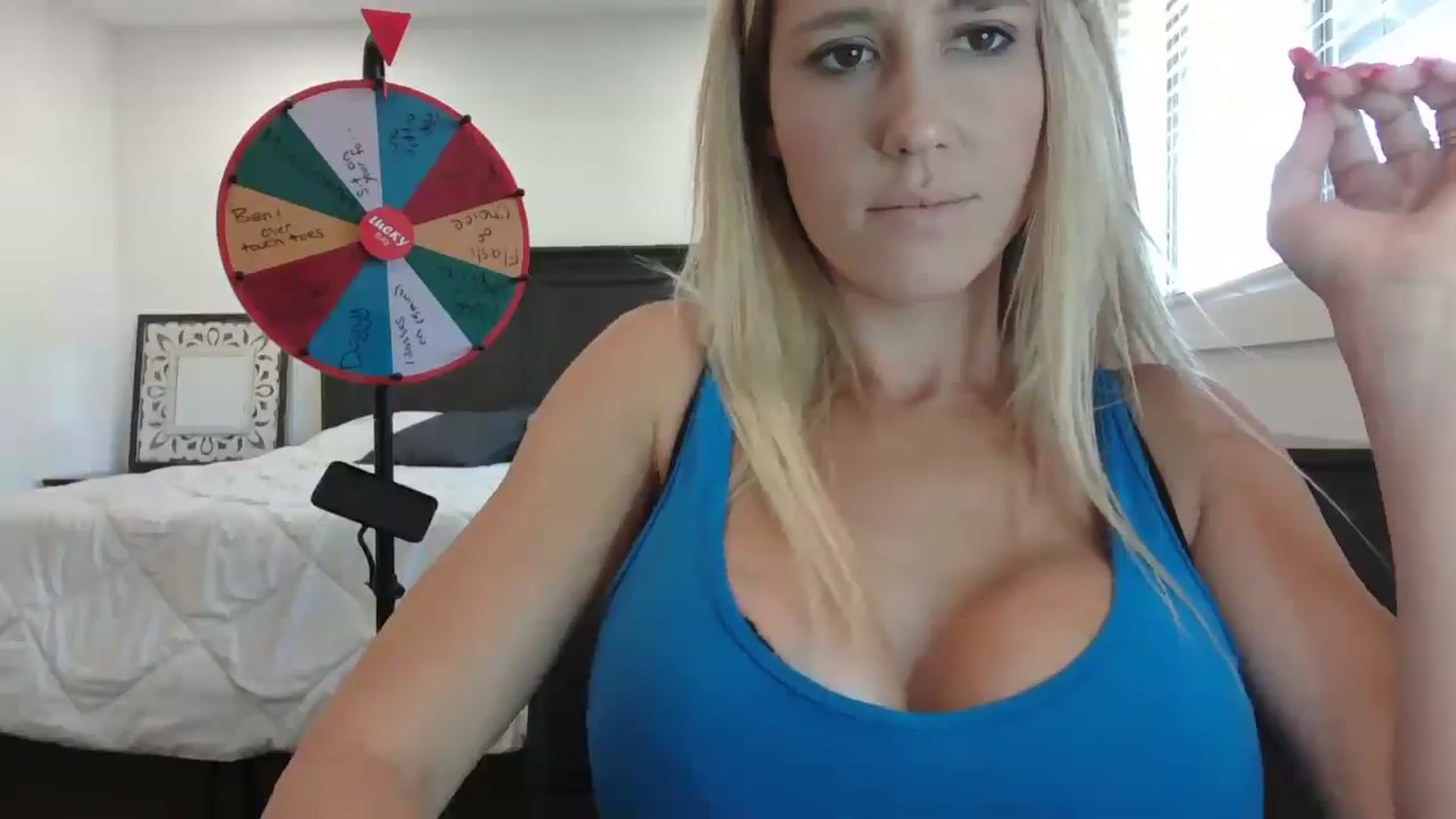 Gallery image thumbnail from blond_milf's myfreecams stream on, 09/17/2024, 22:48 image 18 of 20