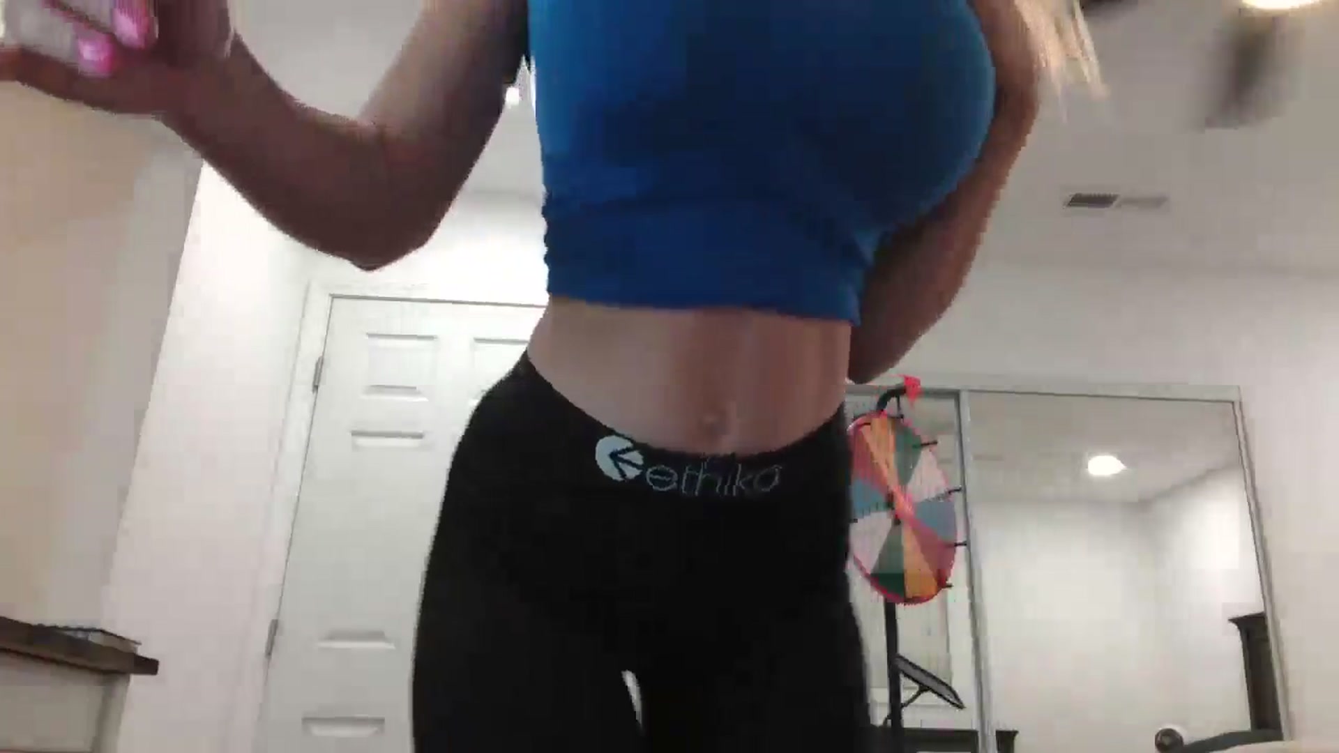 Gallery image thumbnail from blond_milf's myfreecams stream on, 09/18/2024, 06:47 image 6 of 20