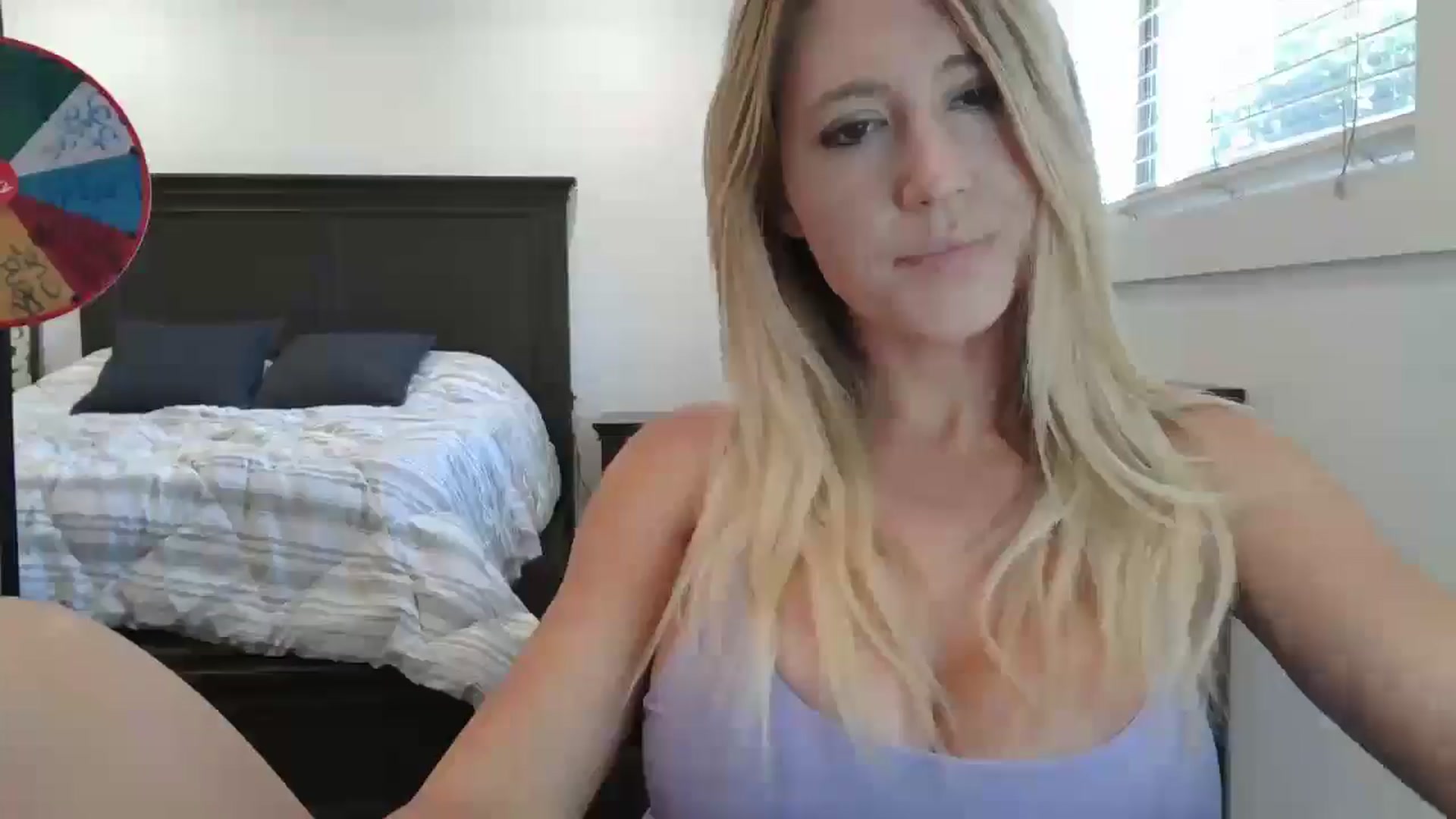 Gallery image thumbnail from blond_milf's myfreecams stream on, 09/25/2024, 21:39 image 3 of 20