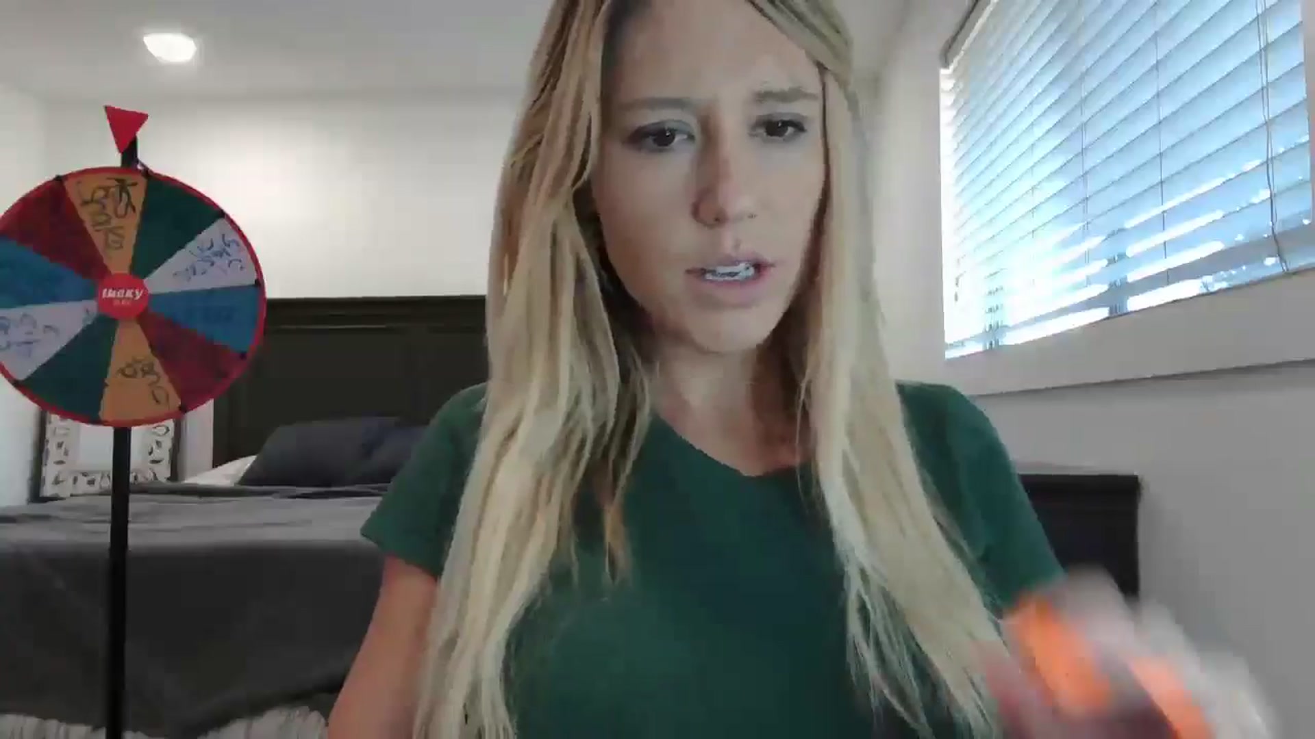 Gallery image thumbnail from blond_milf's myfreecams stream on, 11/07/2024, 22:19 image 17 of 20