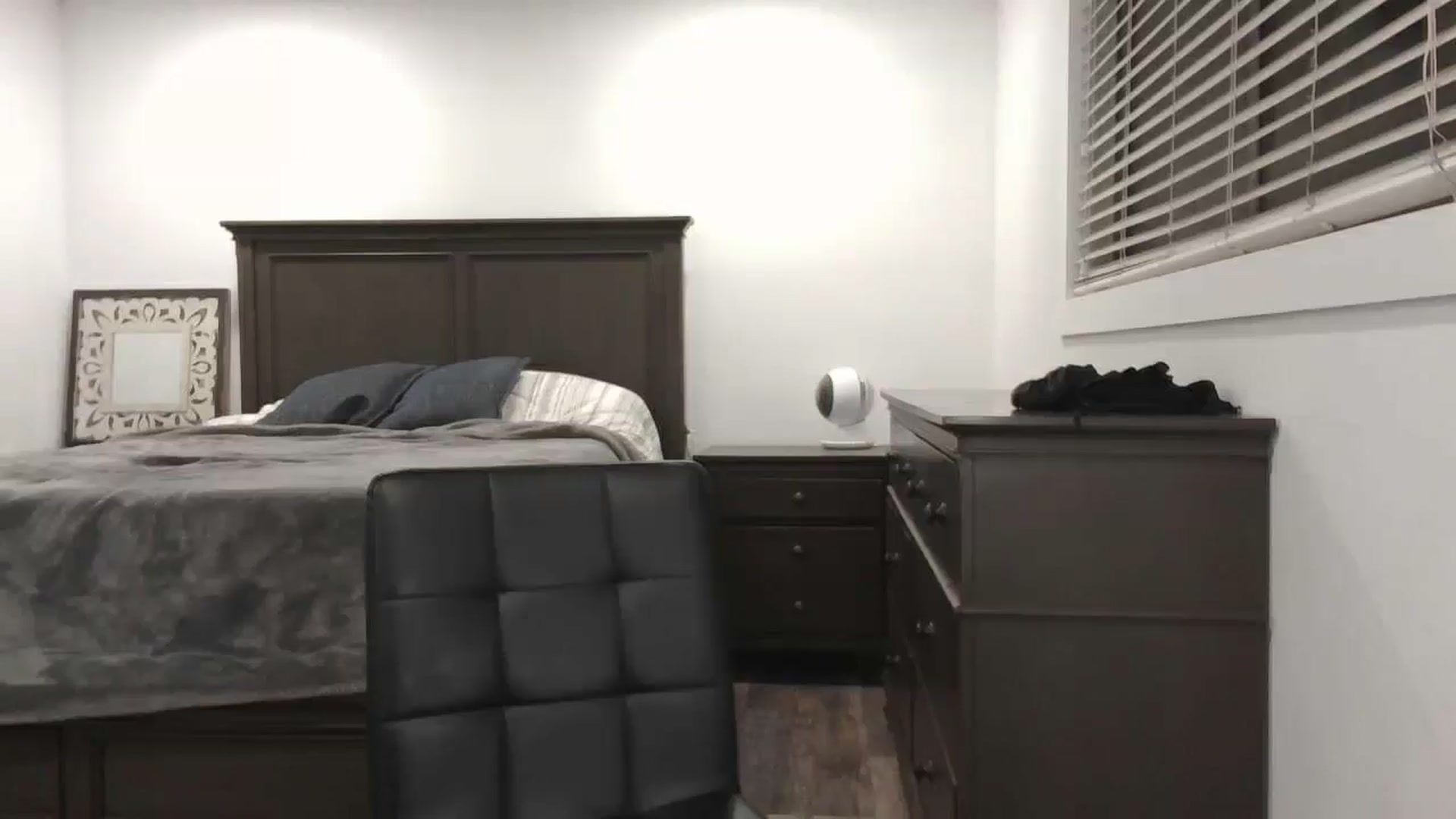 Gallery image thumbnail from blond_milf's myfreecams stream on, 11/16/2024, 06:46 image 15 of 20