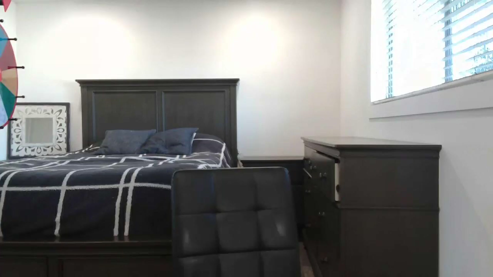 Gallery image thumbnail from blond_milf's myfreecams stream on, 01/09/2025, 22:31 image 18 of 20