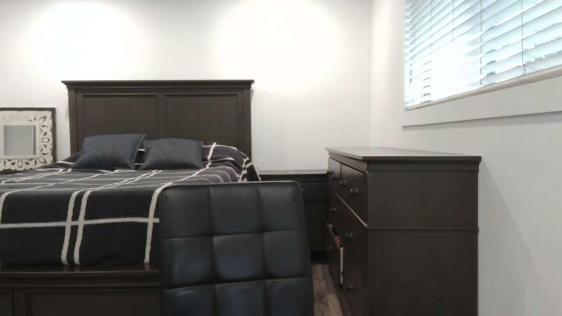 Gallery image thumbnail from blond_milf's myfreecams stream on, 01/31/2025, 21:14 image 20 of 20