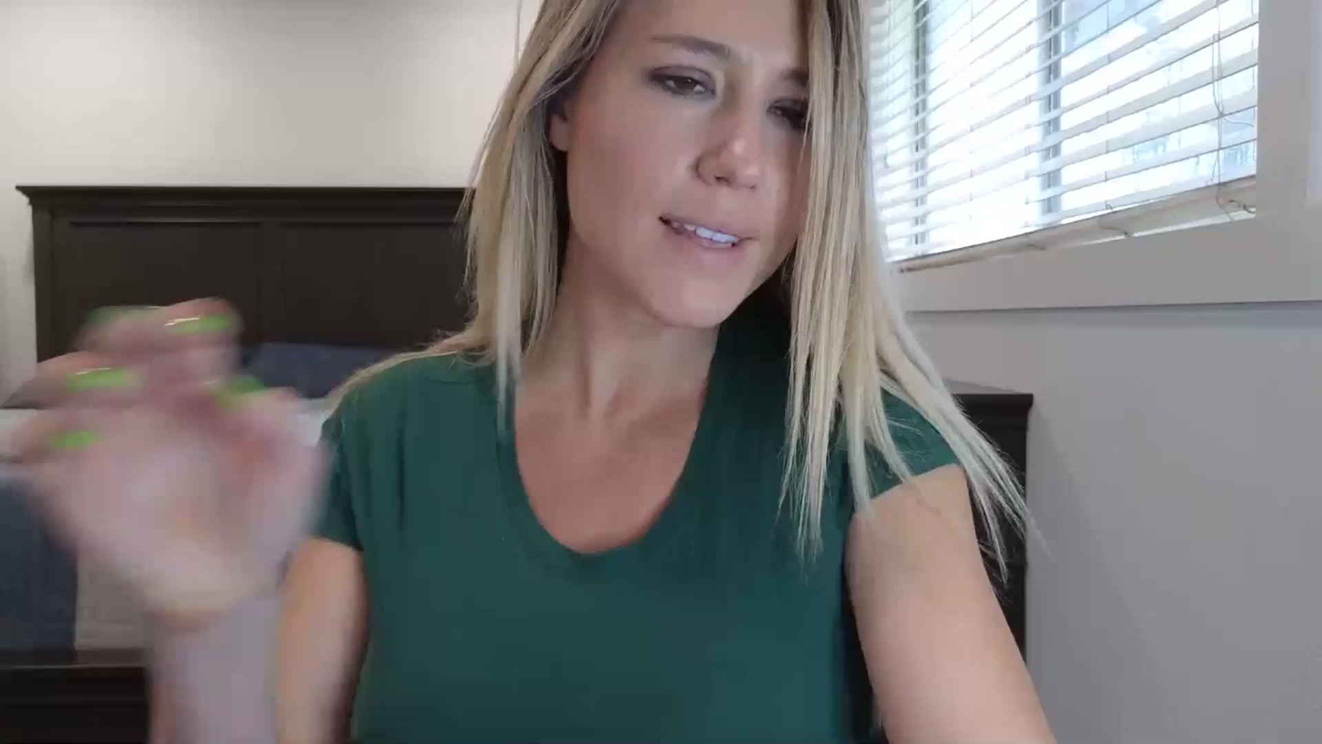 Gallery image thumbnail from blond_milf's myfreecams stream on, 03/17/2025, 22:11 image 1 of 20