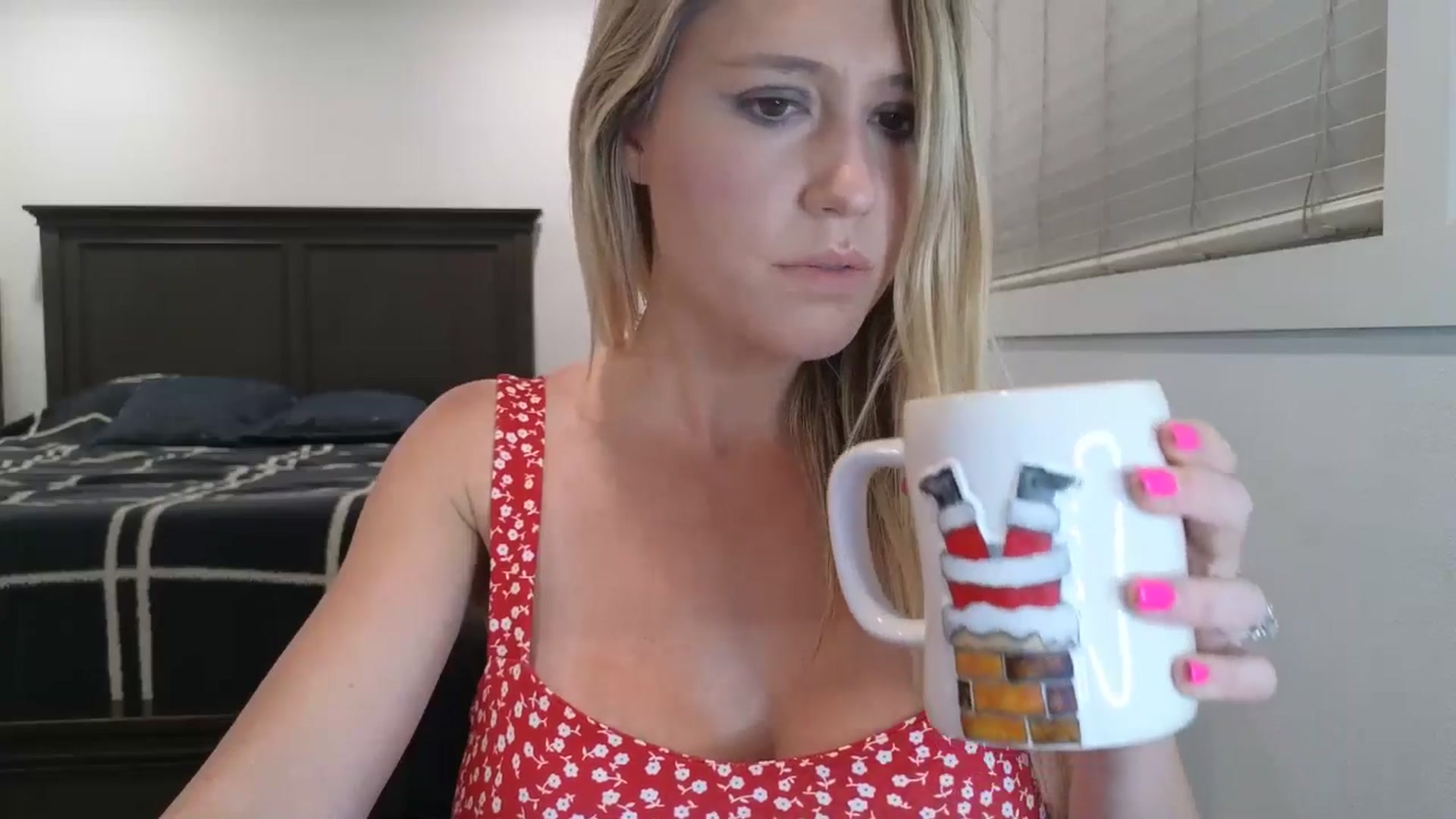 Gallery image thumbnail from blond_milf's myfreecams stream on, 04/09/2025, 05:01 image 2 of 20