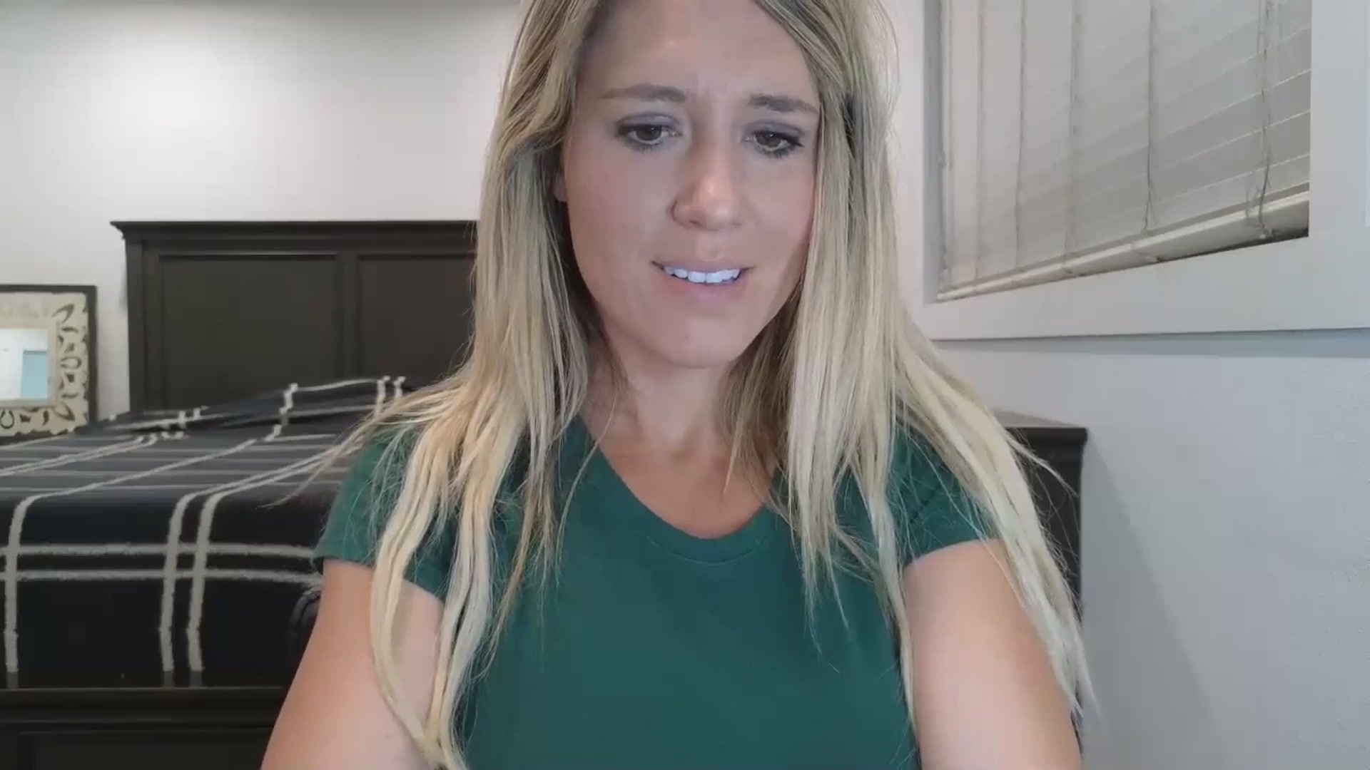 Gallery image thumbnail from blond_milf's myfreecams stream on, 05/02/2025, 06:08 image 4 of 20