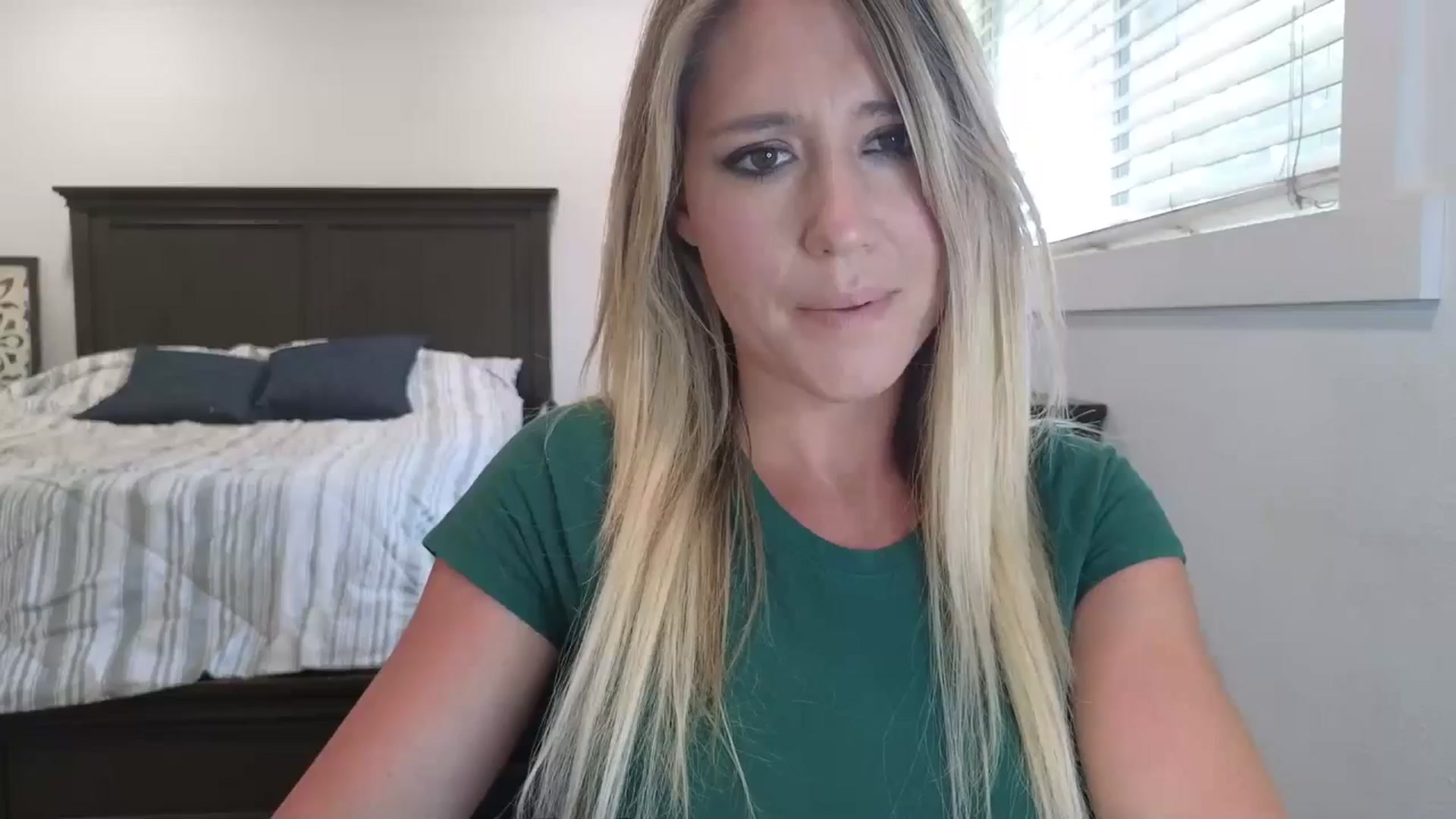 Gallery image thumbnail from blond_milf's myfreecams stream on, 05/12/2025, 20:01 image 6 of 20