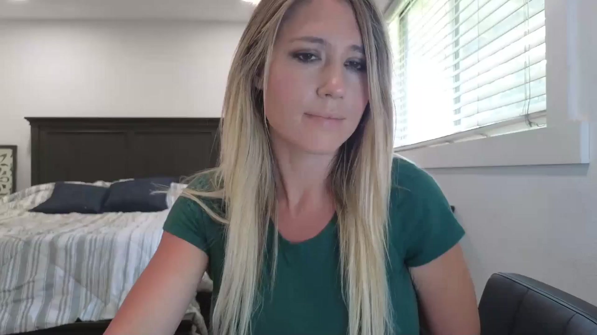 Gallery image thumbnail from blond_milf's myfreecams stream on, 05/12/2025, 20:31 image 1 of 20