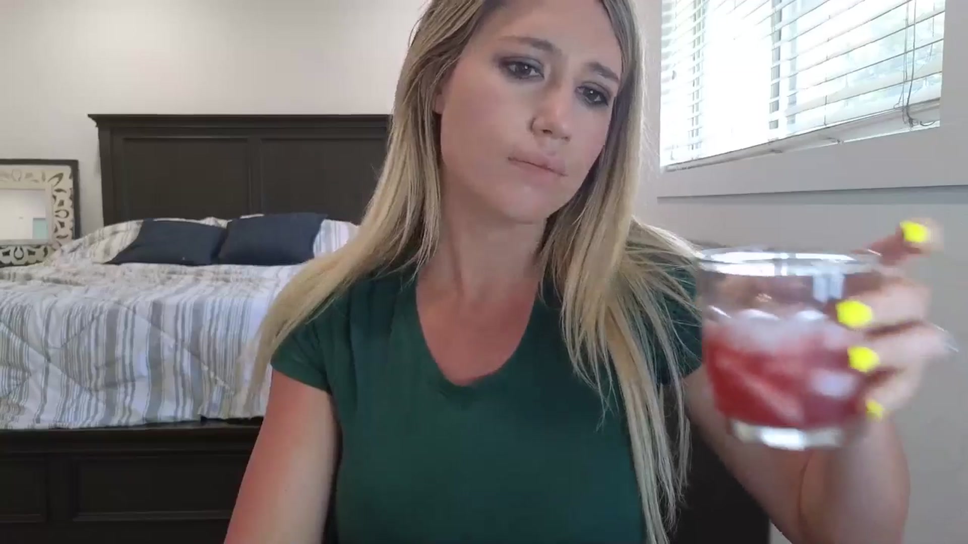 Gallery image thumbnail from blond_milf's myfreecams stream on, 05/12/2025, 21:35 image 14 of 20