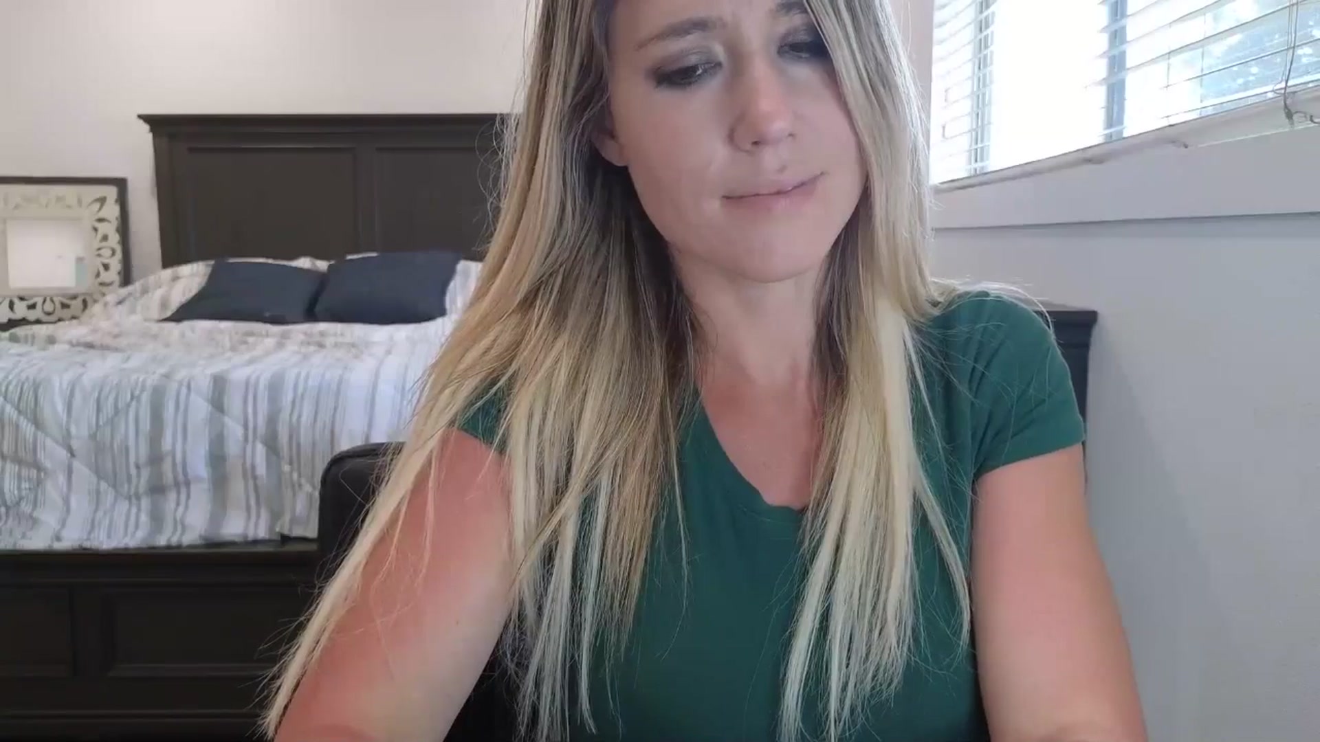 Gallery image thumbnail from blond_milf's myfreecams stream on, 05/12/2025, 23:32 image 15 of 20