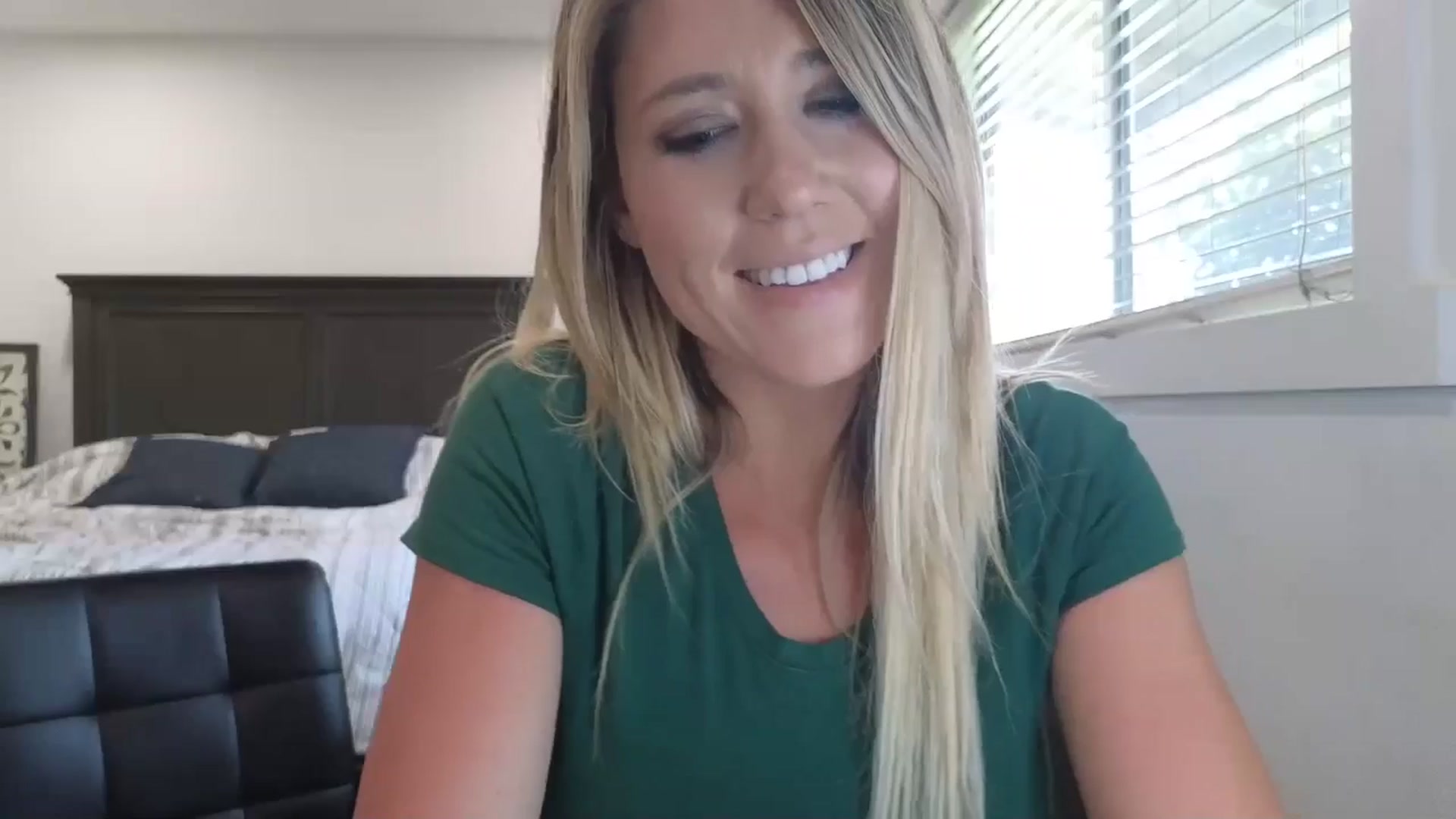 Gallery image thumbnail from blond_milf's myfreecams stream on, 05/13/2025, 24:12 image 5 of 20