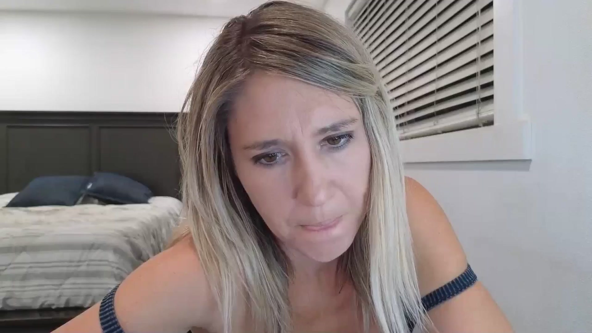 Gallery image thumbnail from blond_milf's myfreecams stream on, 06/03/2025, 07:06 image 5 of 20