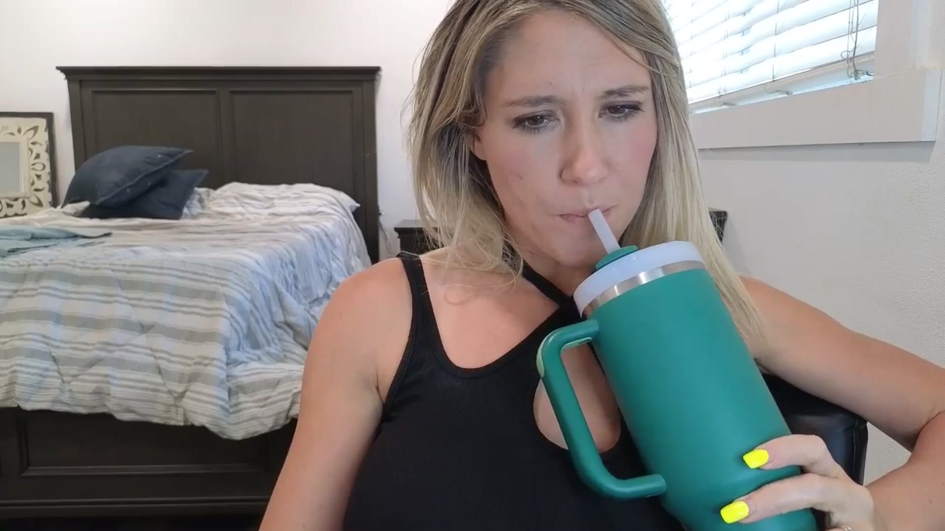 Gallery image thumbnail from blond_milf's myfreecams stream on, 06/11/2025, 01:05 image 13 of 20