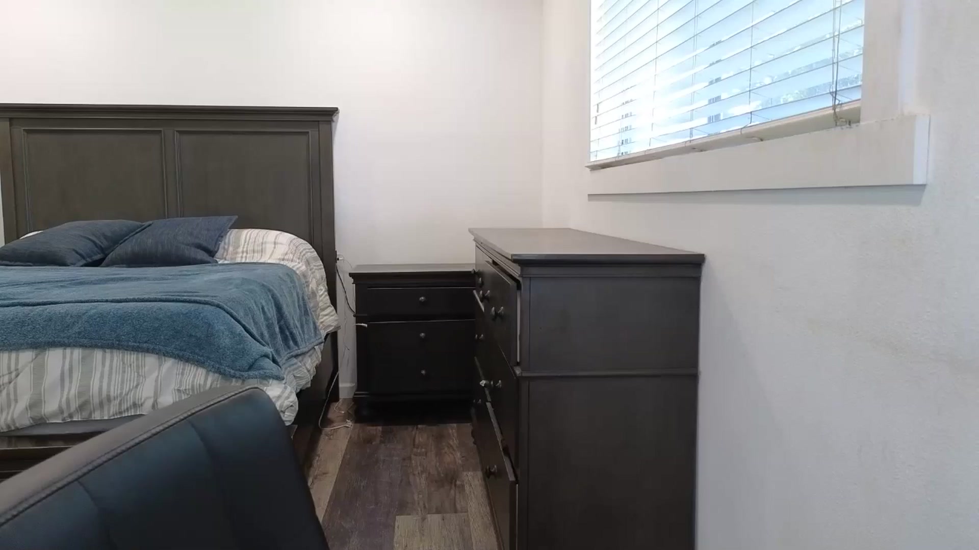 Gallery image thumbnail from blond_milf's myfreecams stream on, 06/25/2025, 20:33 image 20 of 20