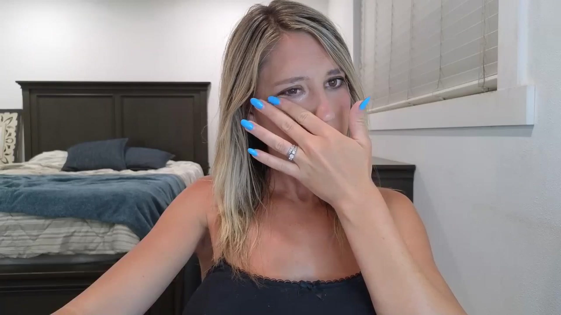 Gallery image thumbnail from blond_milf's myfreecams stream on, 07/15/2025, 04:59 image 2 of 20