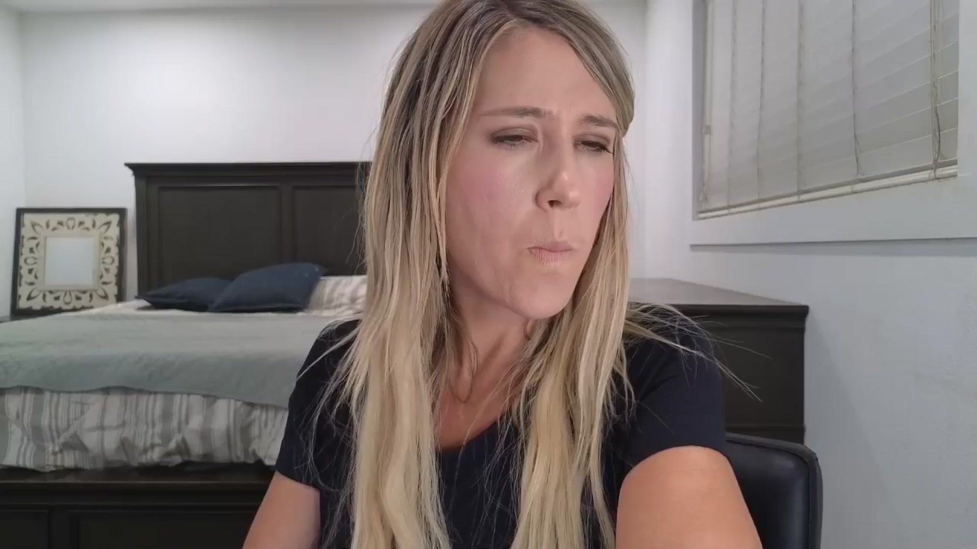 Gallery image thumbnail from blond_milf's myfreecams stream on, 08/16/2025, 04:56 image 1 of 20