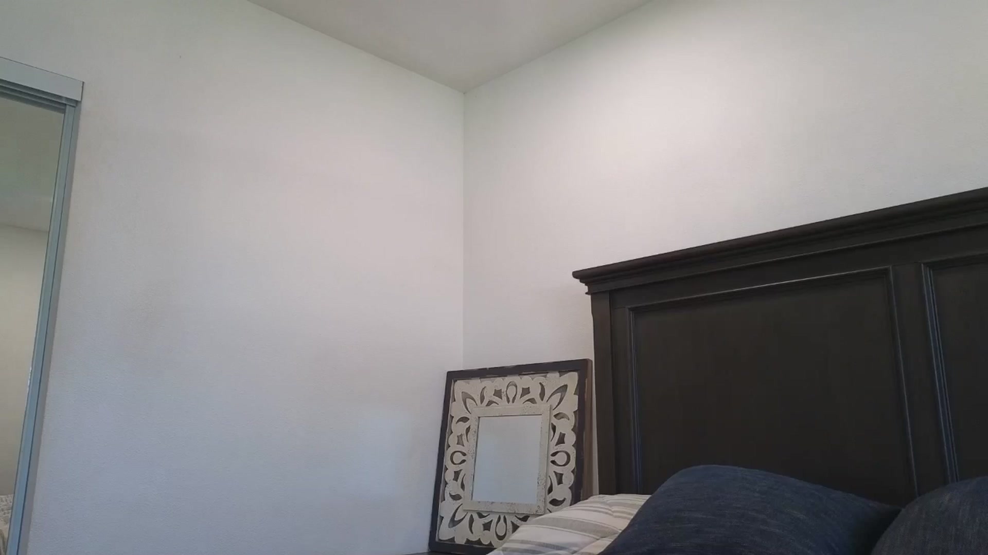 Gallery image thumbnail from blond_milf's myfreecams stream on, 08/17/2025, 23:29 image 16 of 20