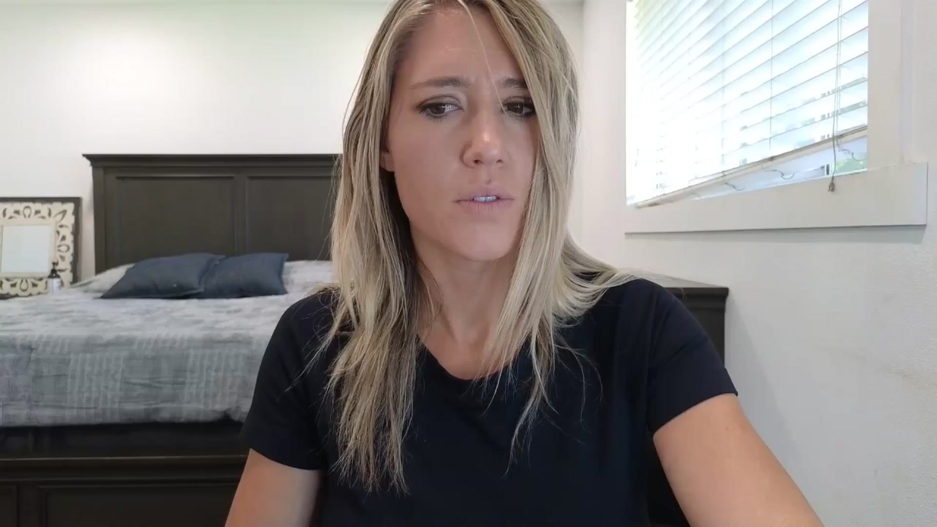 Gallery image thumbnail from blond_milf's myfreecams stream on, 09/02/2025, 20:50 image 10 of 20