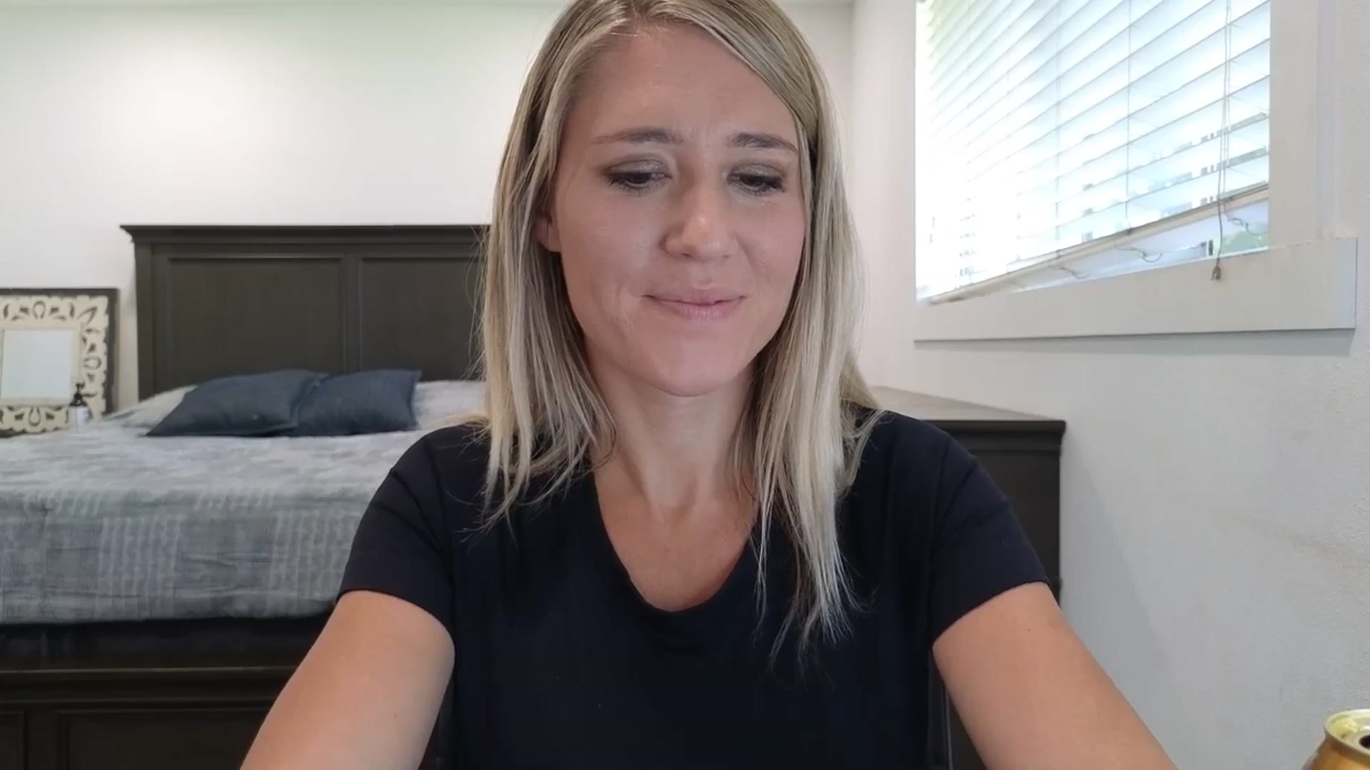 Gallery image thumbnail from blond_milf's myfreecams stream on, 09/02/2025, 20:50 image 13 of 20