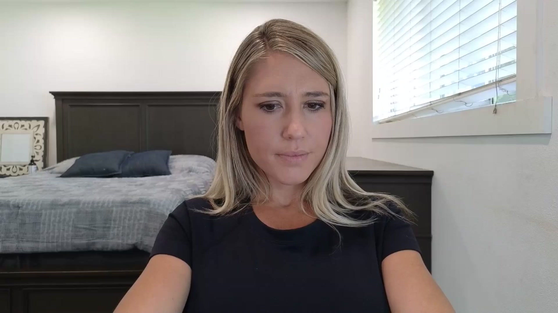 Gallery image thumbnail from blond_milf's myfreecams stream on, 09/02/2025, 20:50 image 14 of 20