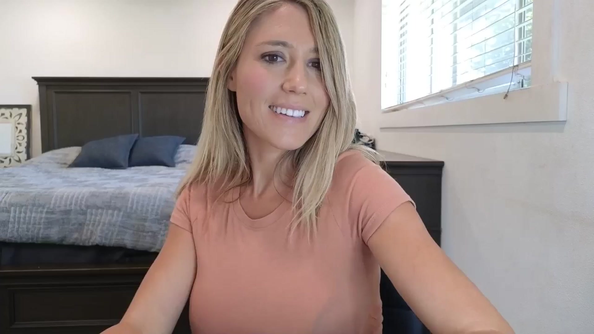 Gallery image thumbnail from blond_milf's myfreecams stream on, 09/09/2025, 20:46 image 6 of 20