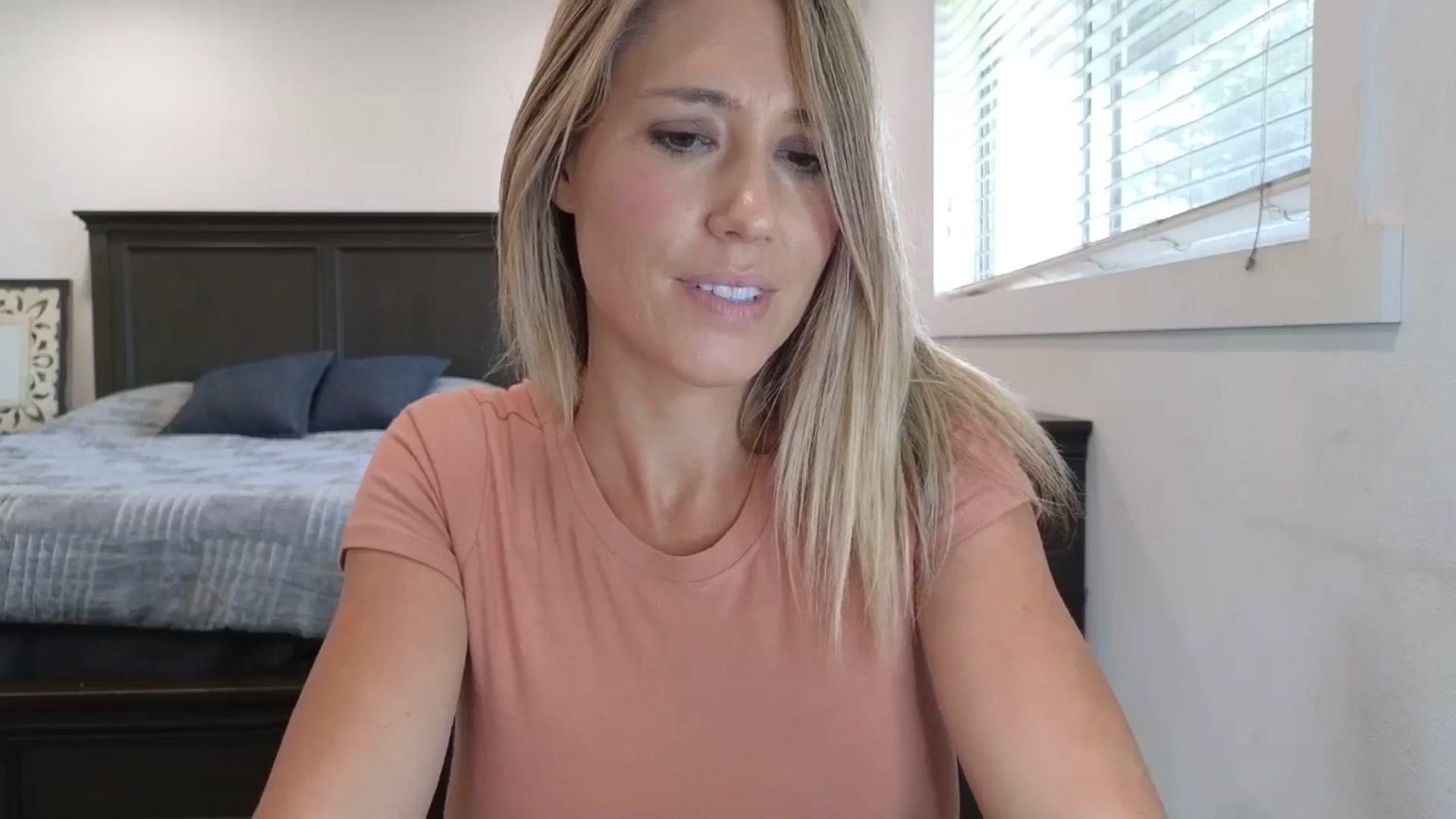 Gallery image thumbnail from blond_milf's myfreecams stream on, 09/09/2025, 20:46 image 17 of 20