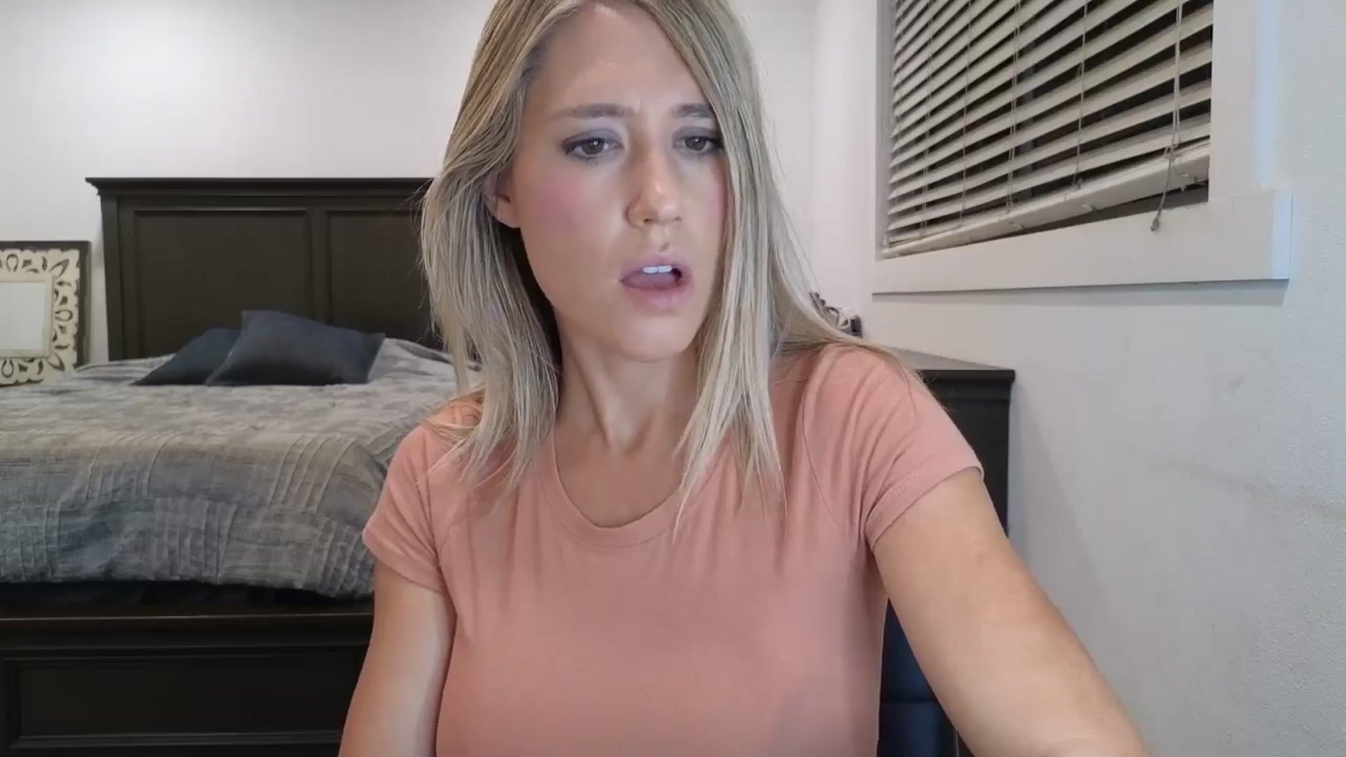 Gallery image thumbnail from blond_milf's myfreecams stream on, 09/10/2025, 04:53 image 6 of 20